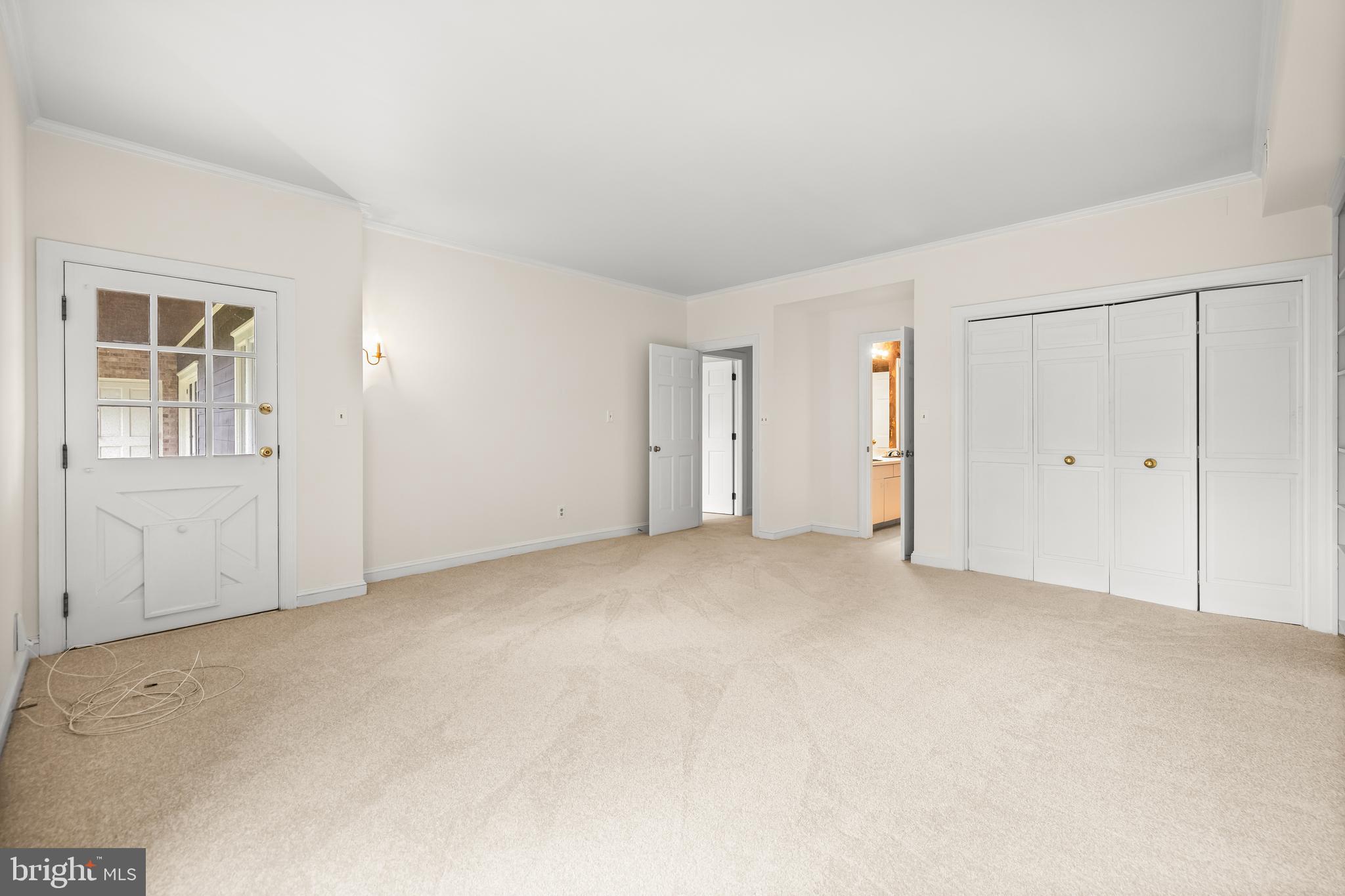 DEVON HILL - Residential