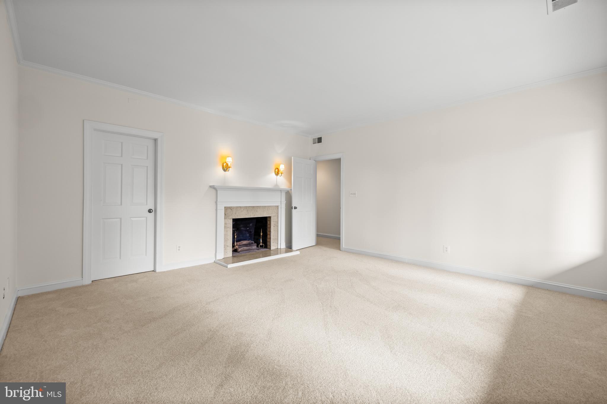 DEVON HILL - Residential