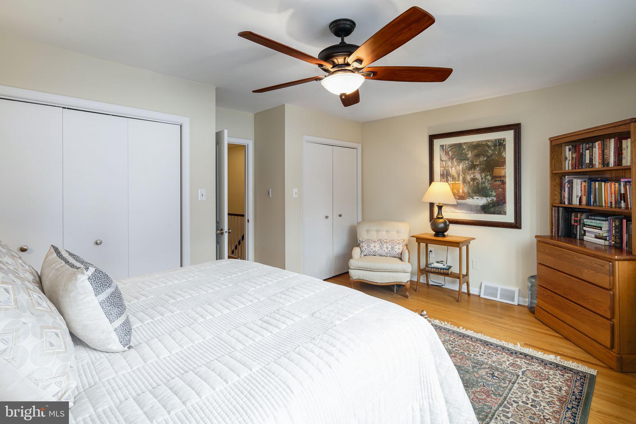 SOCIETY HILL - Residential