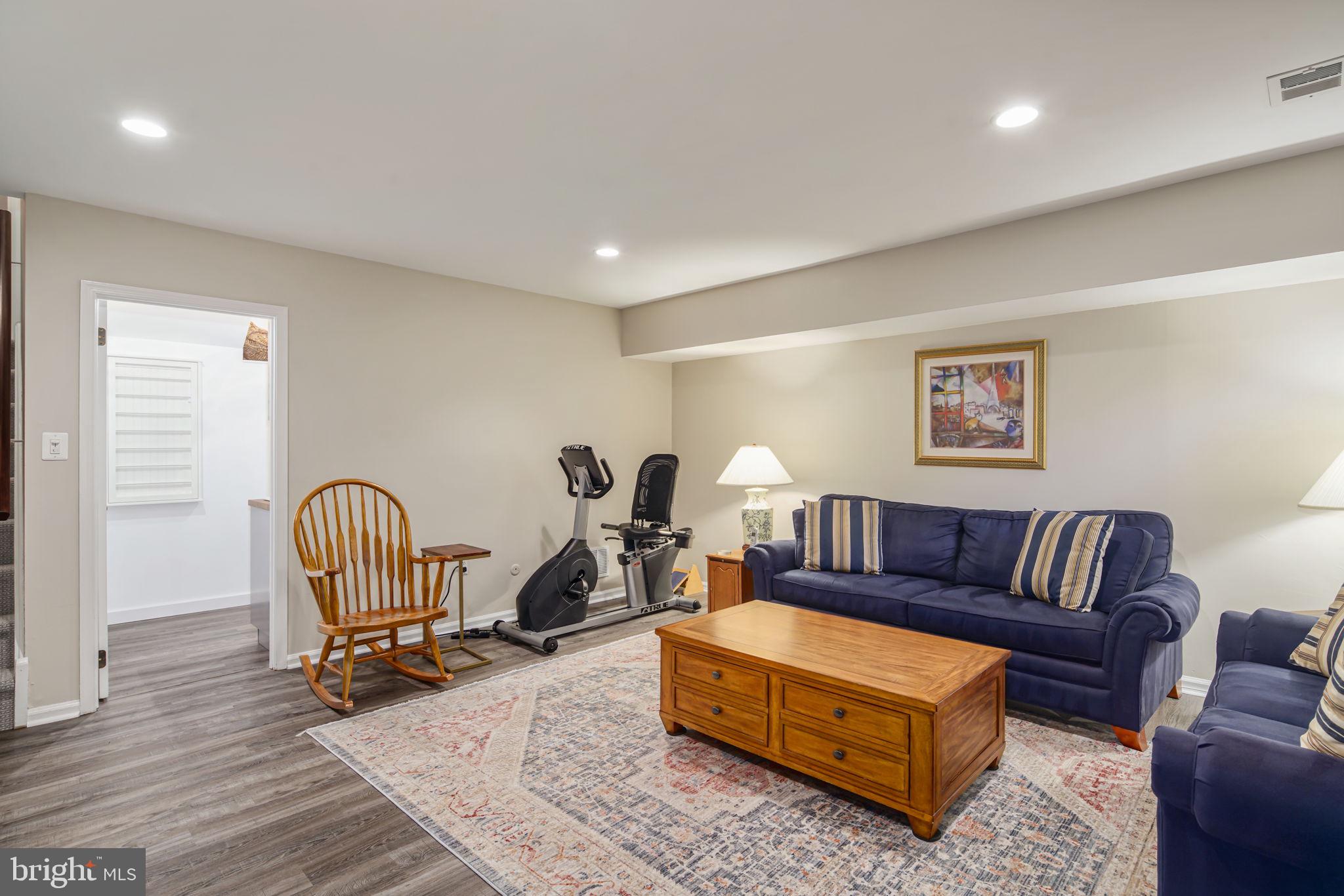 SOCIETY HILL - Residential