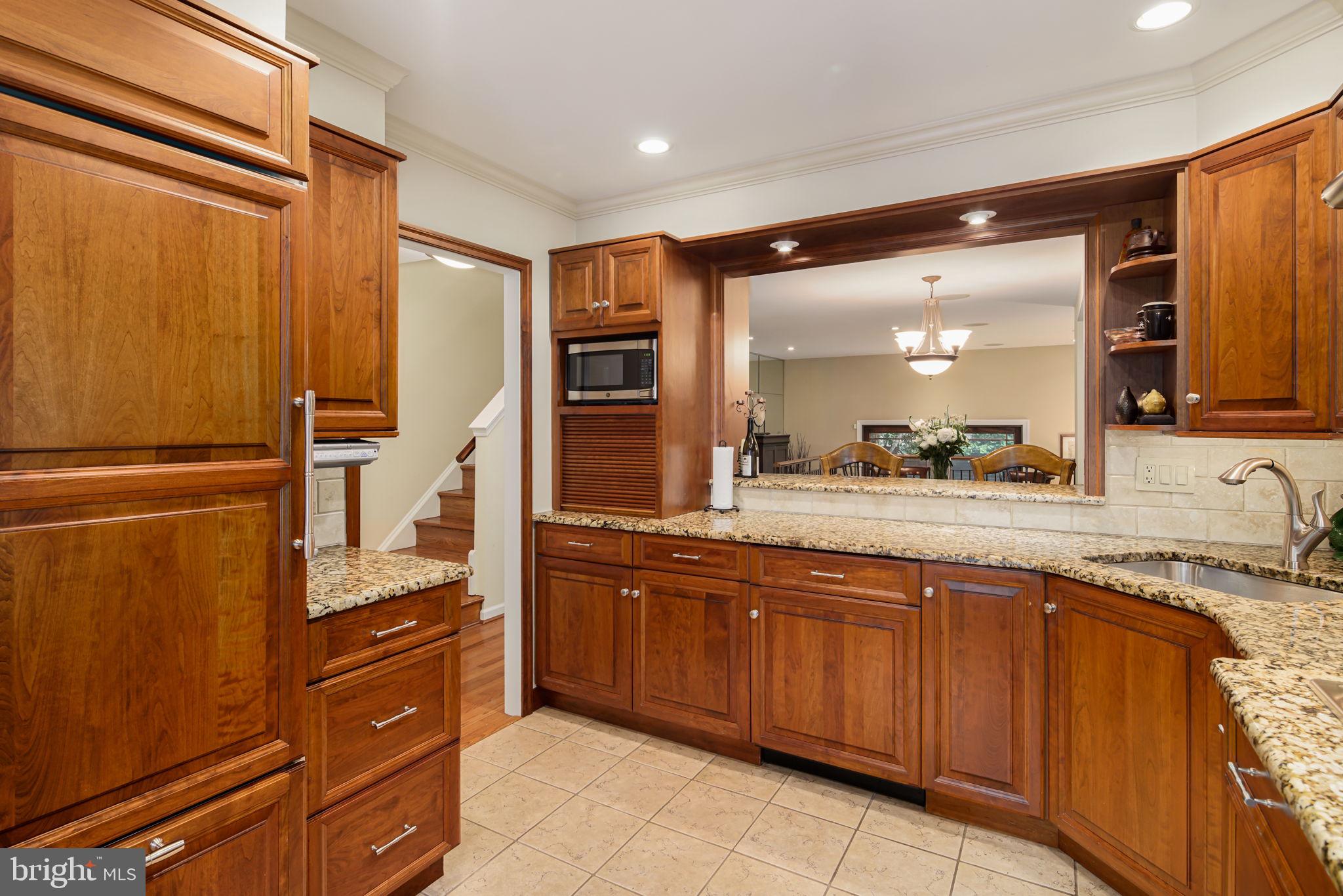 SOCIETY HILL - Residential