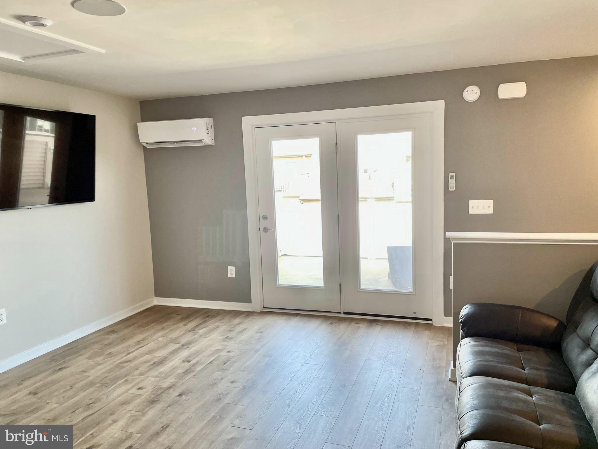 TUSCARORA VILLAGE - Residential