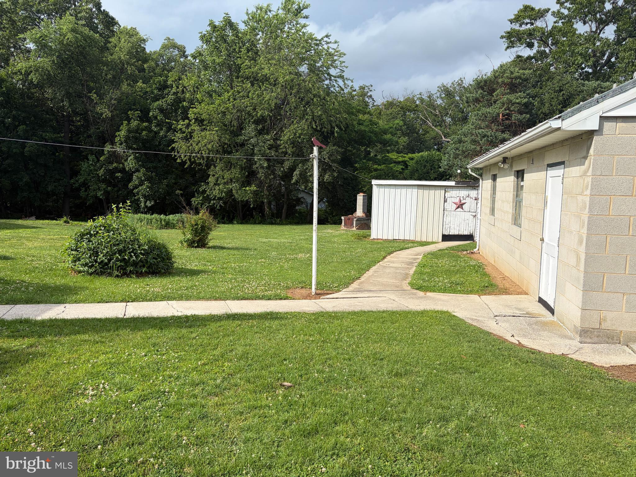 660 BLACK ROCK ROAD