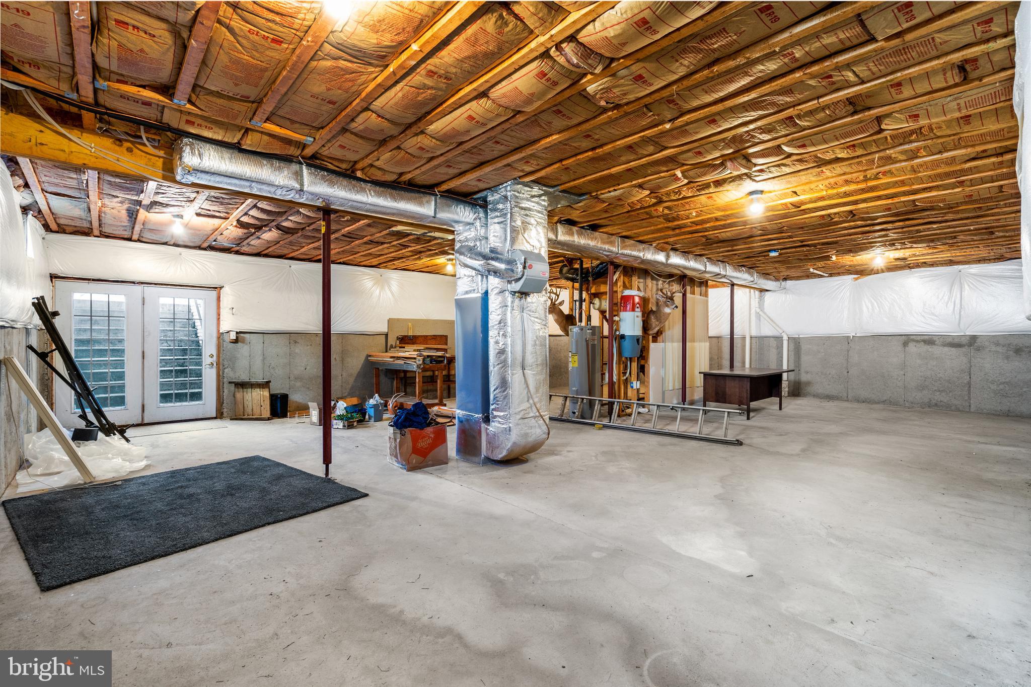 CRESTFIELD - Residential