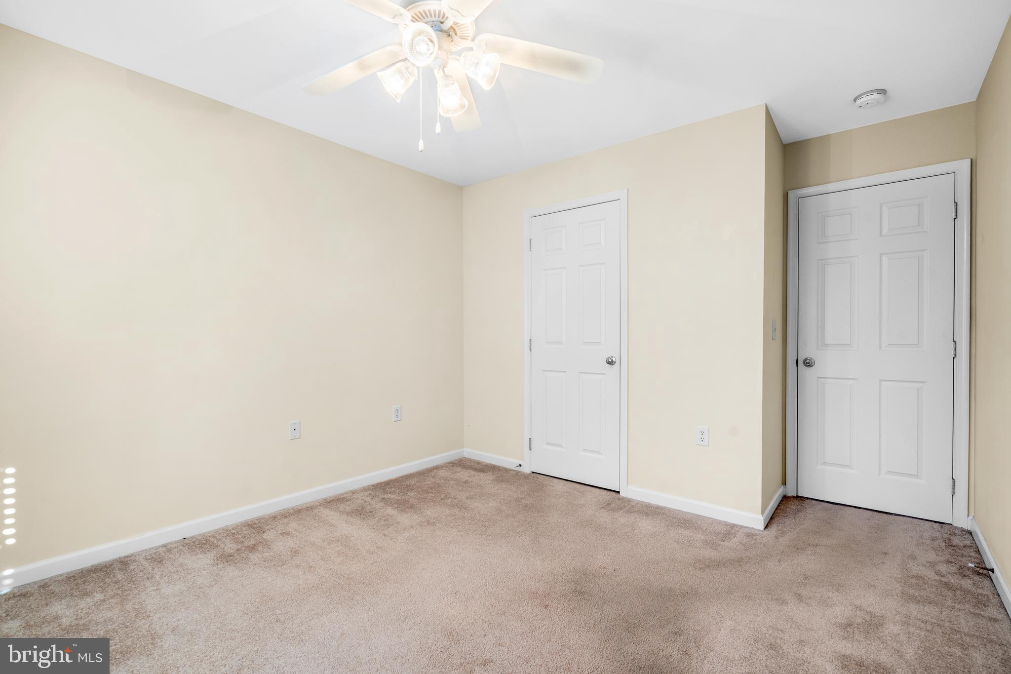 CRESTFIELD - Residential