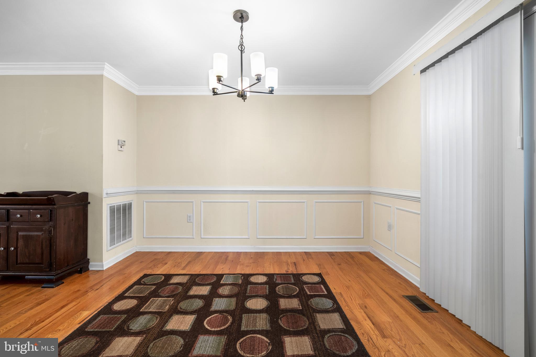 CRESTFIELD - Residential