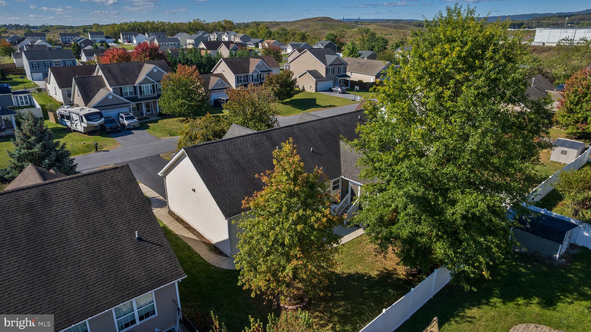 CRESTFIELD - Residential