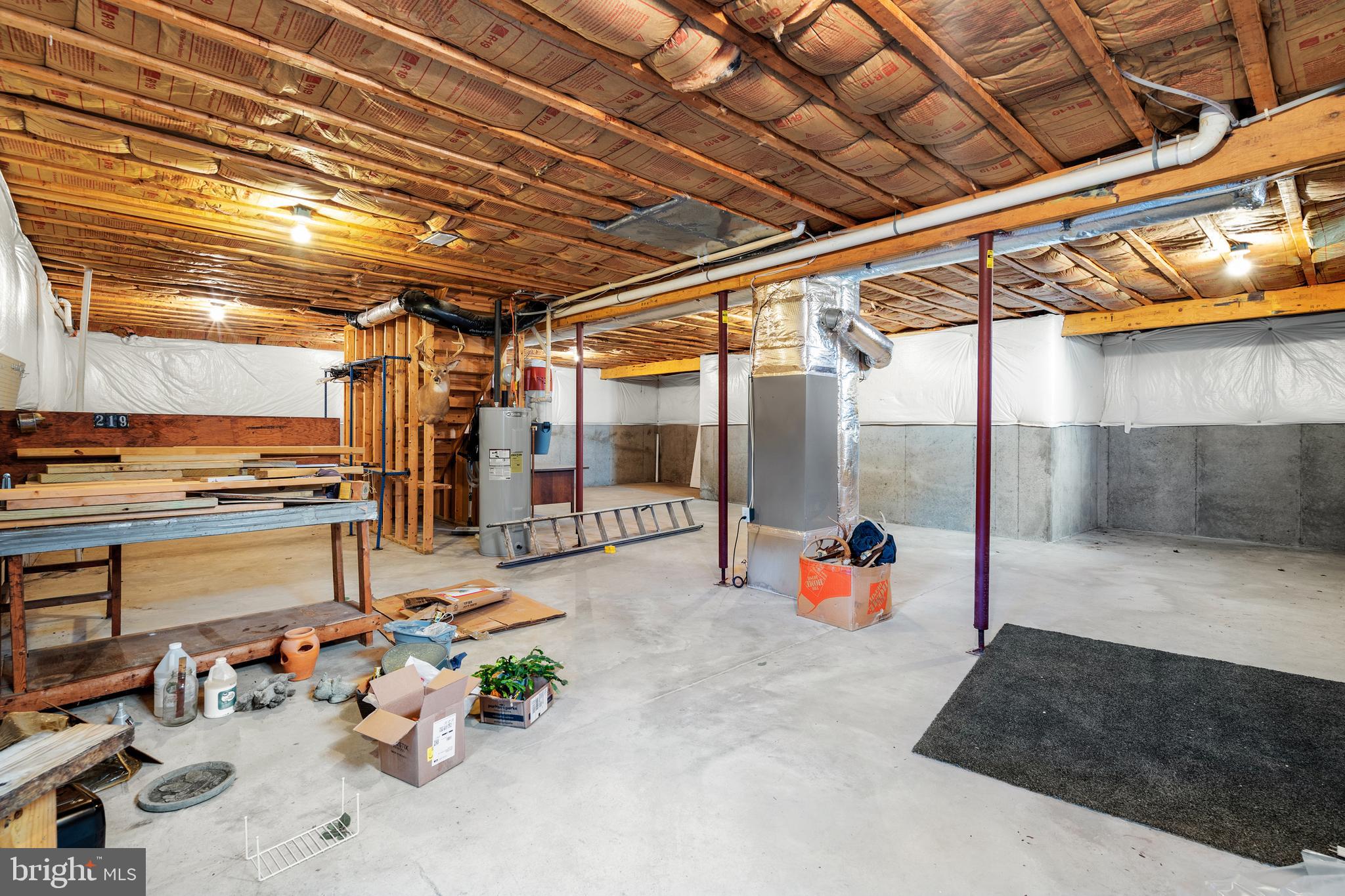 CRESTFIELD - Residential