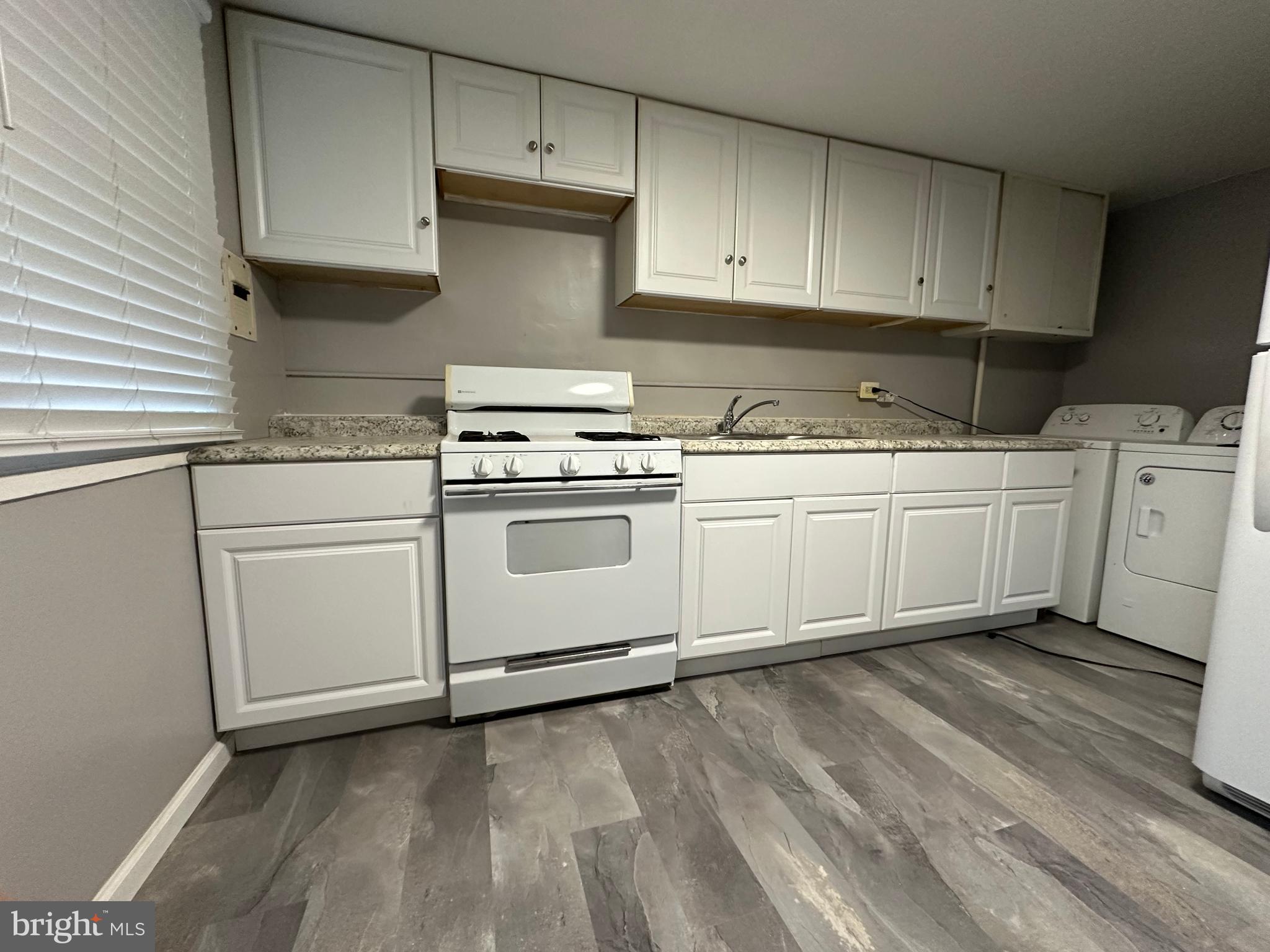 RIVERVIEW - Residential