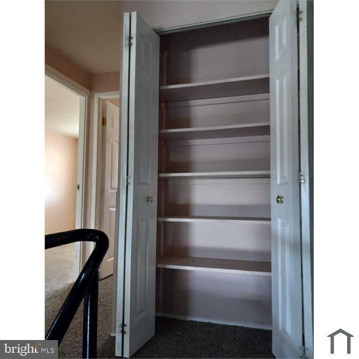 RIVERVIEW - Residential