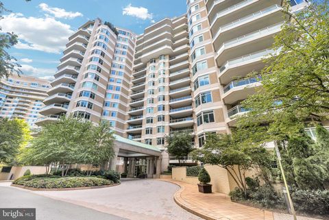 Photo of 5630 WISCONSIN AVE #404, CHEVY CHASE, MD 20815 (MLS # MDMC2071196)