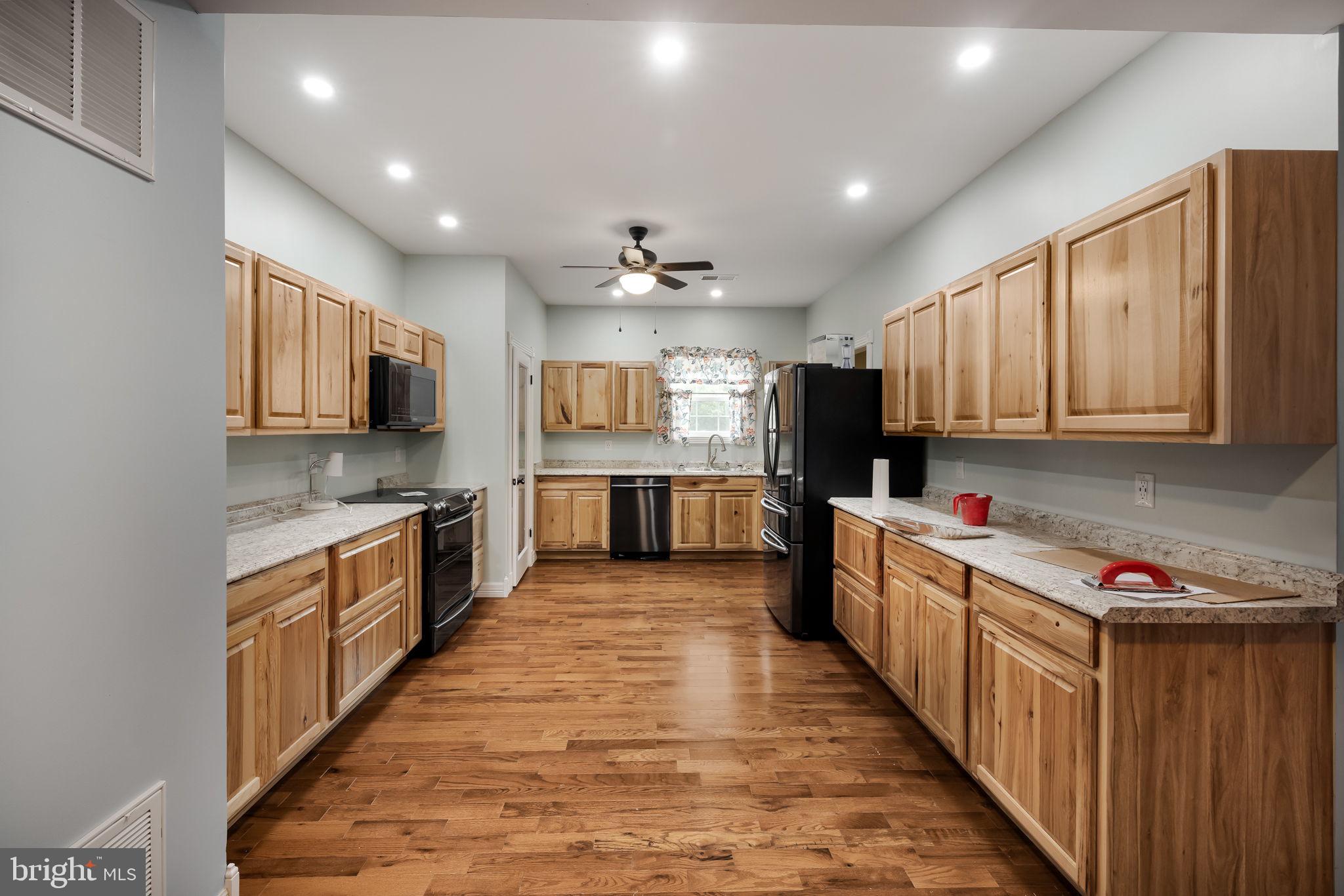 BUNKER HILL HEIGHTS - Residential