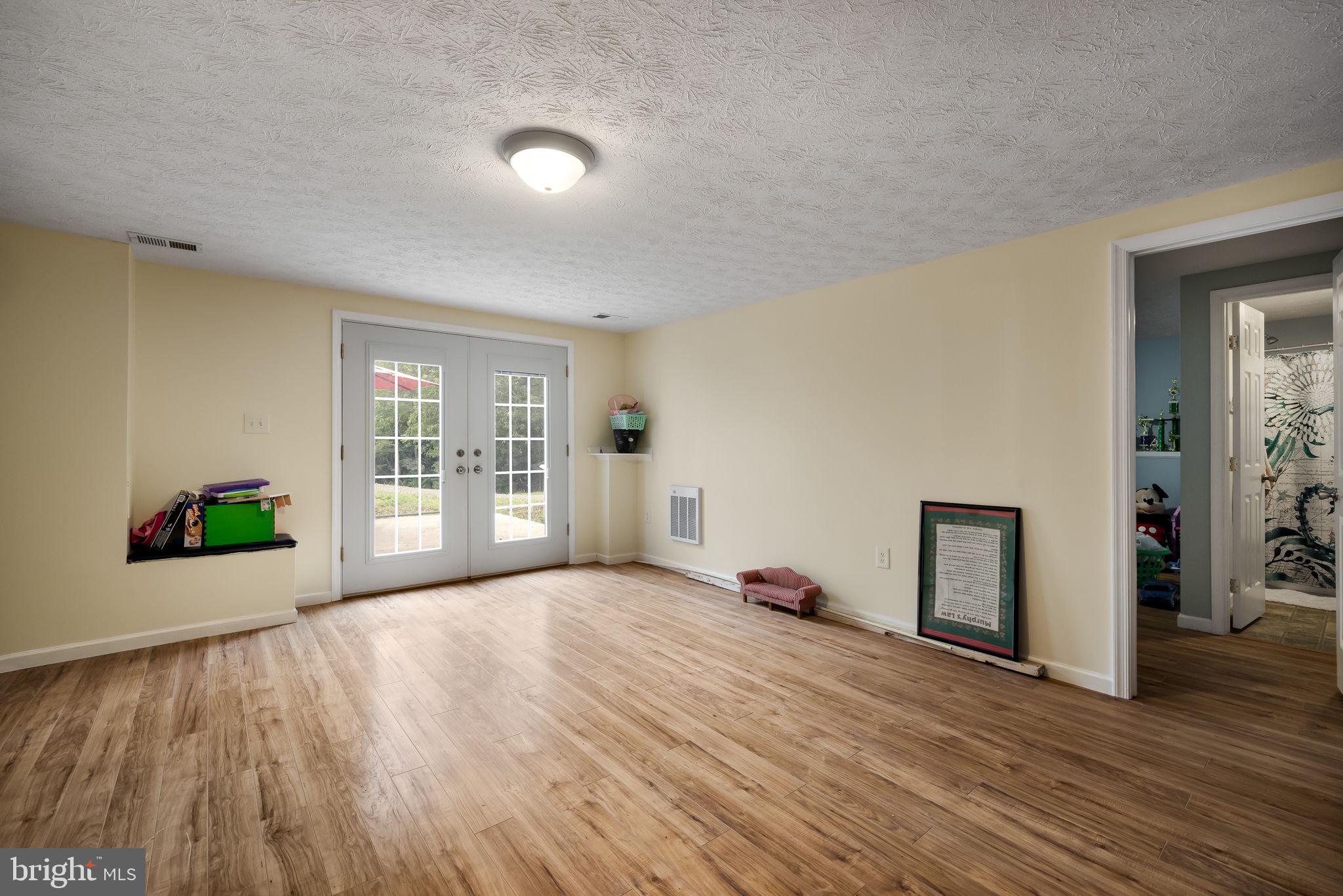 BUNKER HILL HEIGHTS - Residential