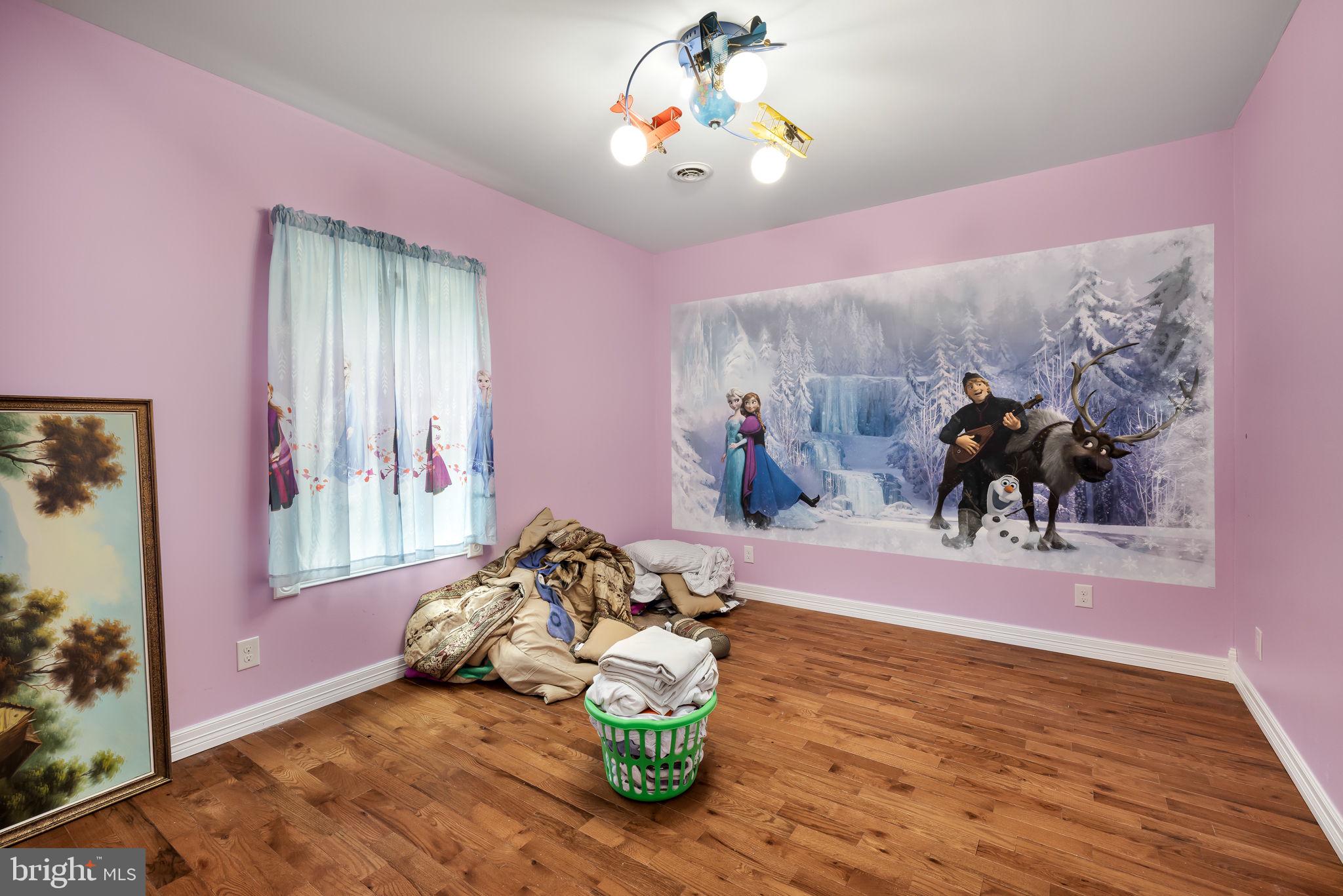 BUNKER HILL HEIGHTS - Residential