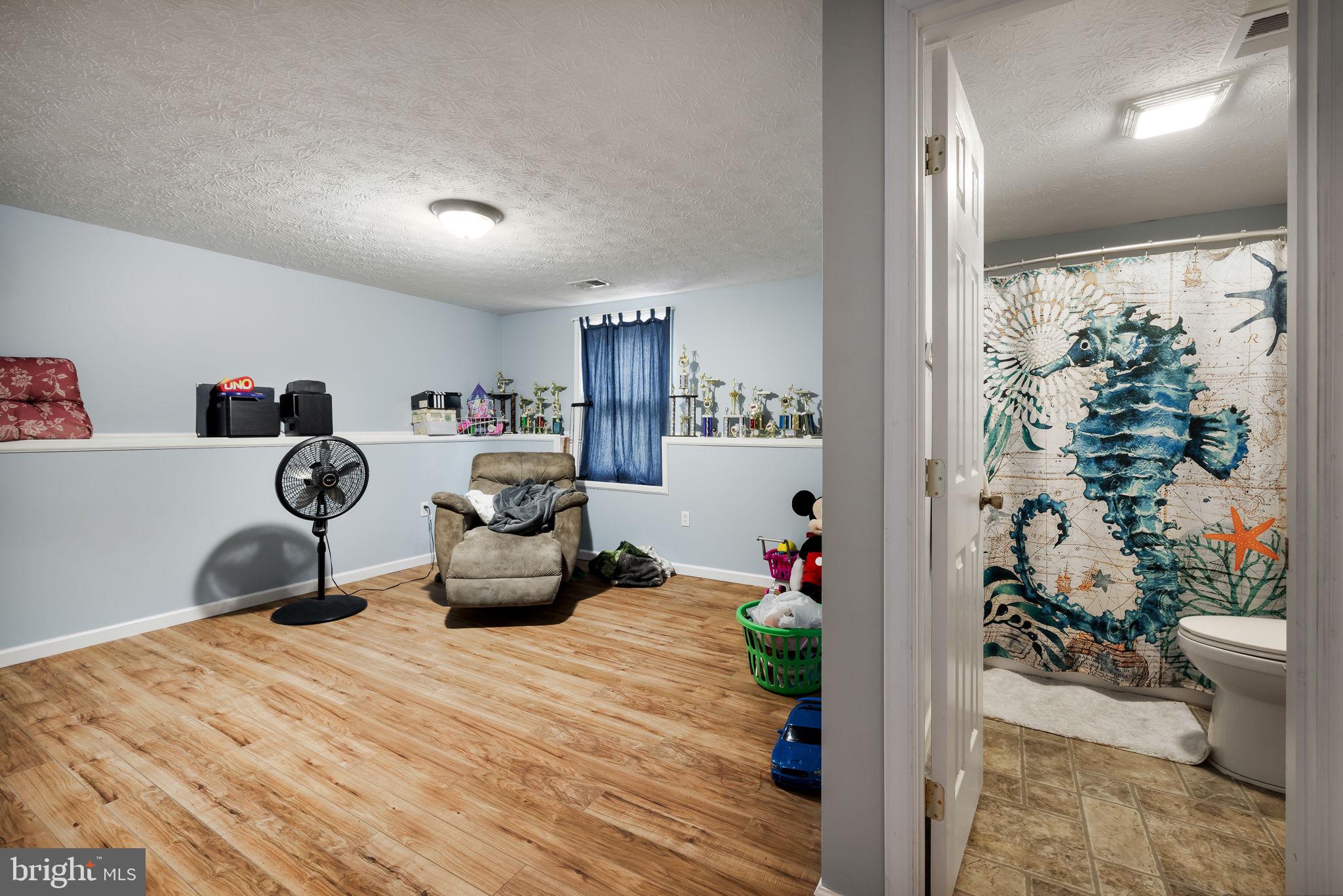 BUNKER HILL HEIGHTS - Residential