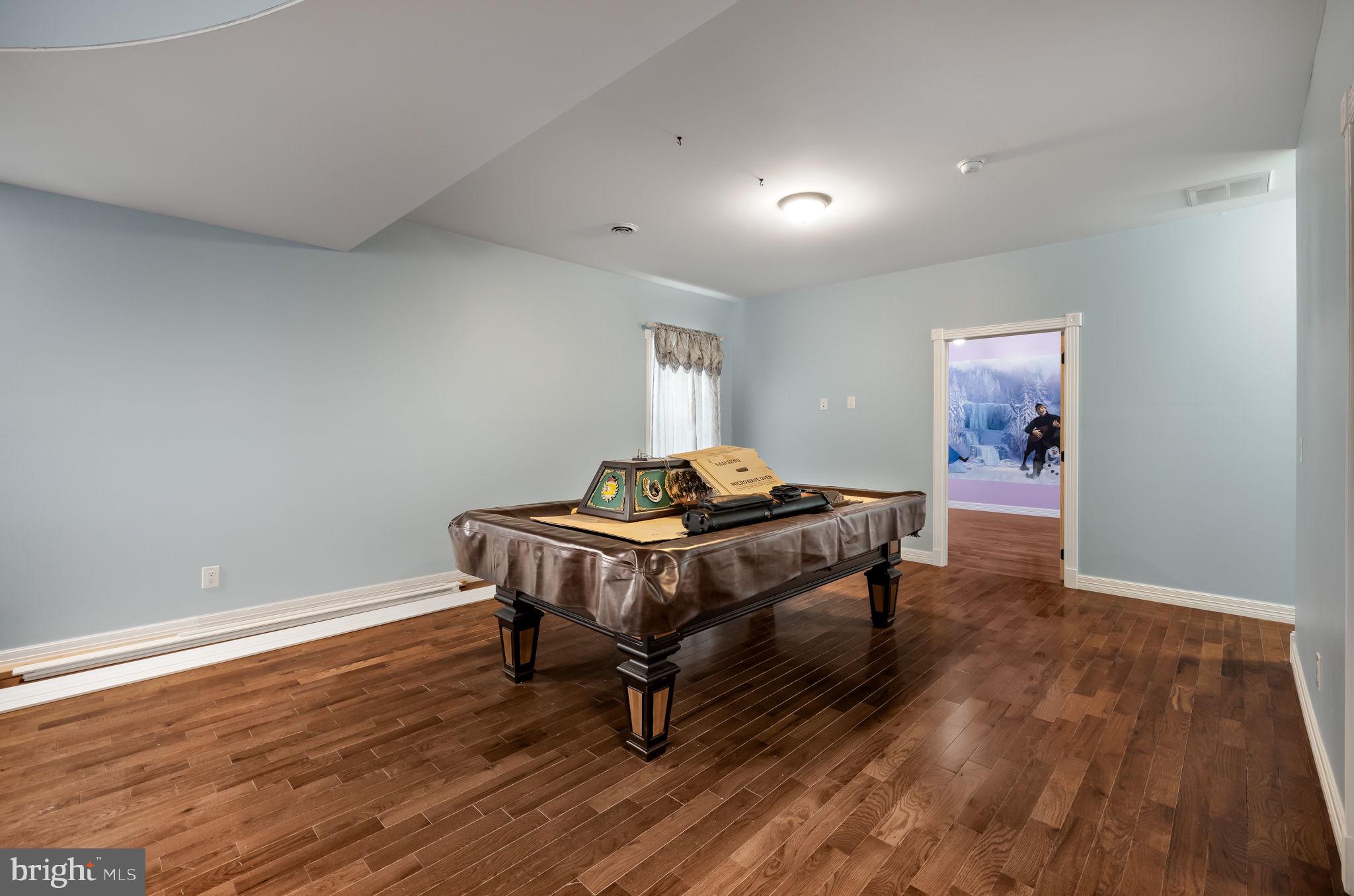 BUNKER HILL HEIGHTS - Residential