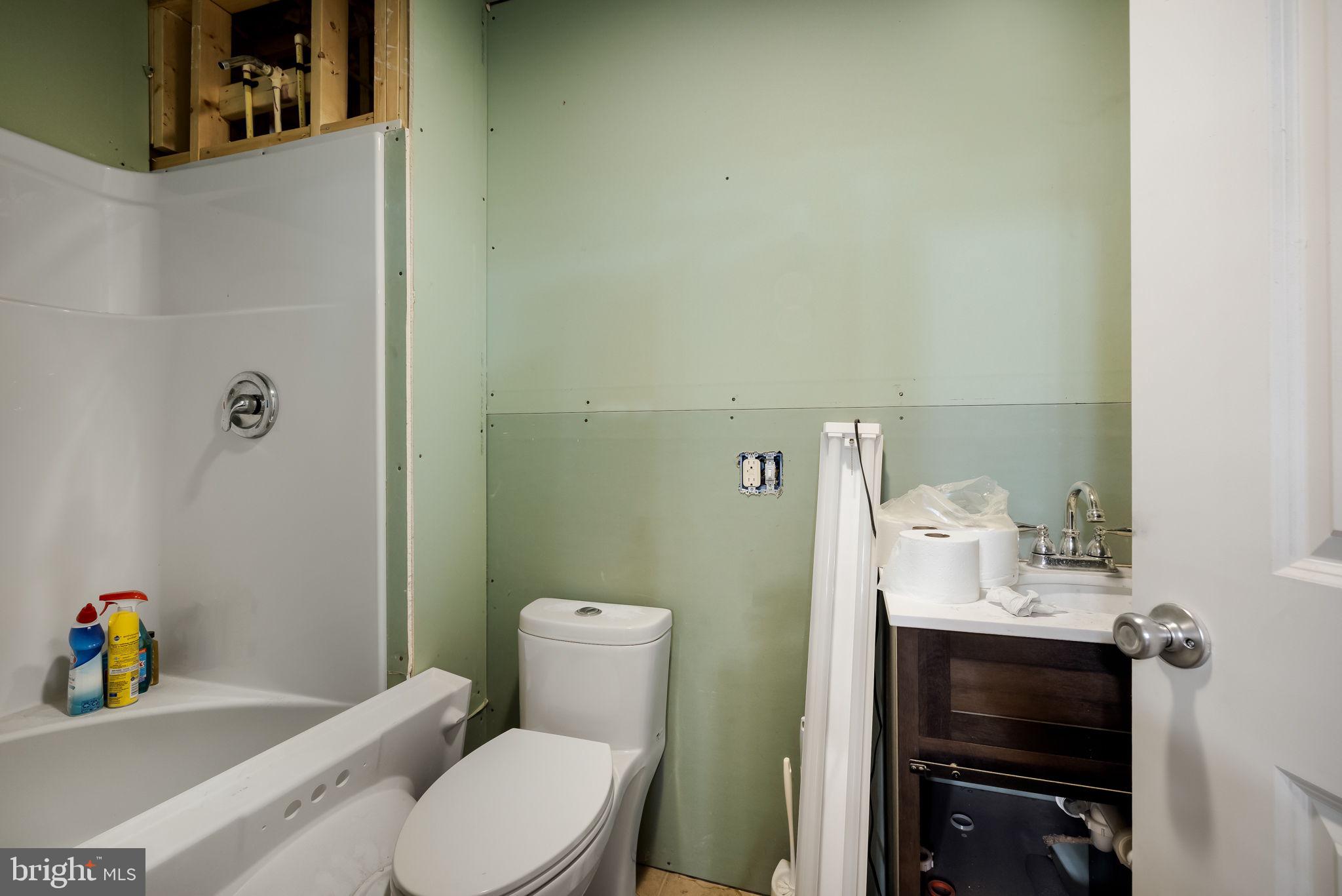 BUNKER HILL HEIGHTS - Residential