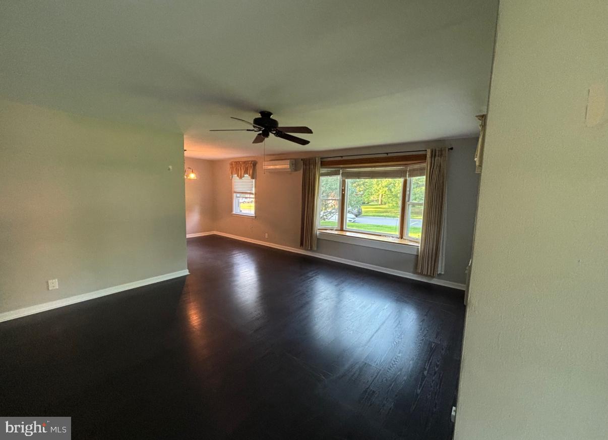 ORELAND - Residential Lease