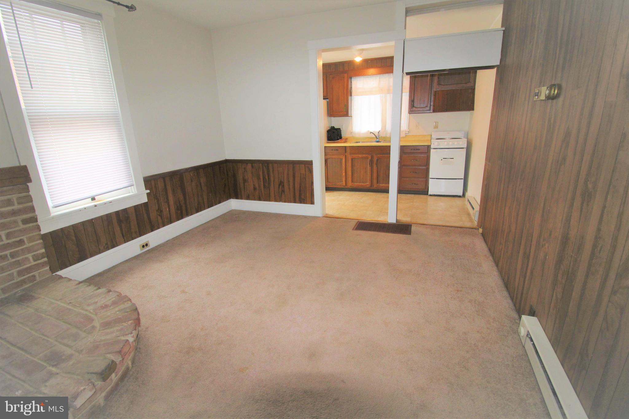 EAST EARL TWP - Residential Lease