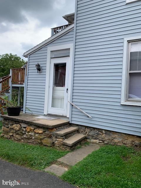 EAST EARL TWP - Residential Lease