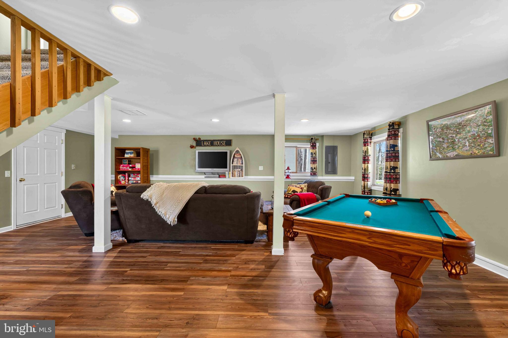 LOCUST LAKE VILLAGE - Residential