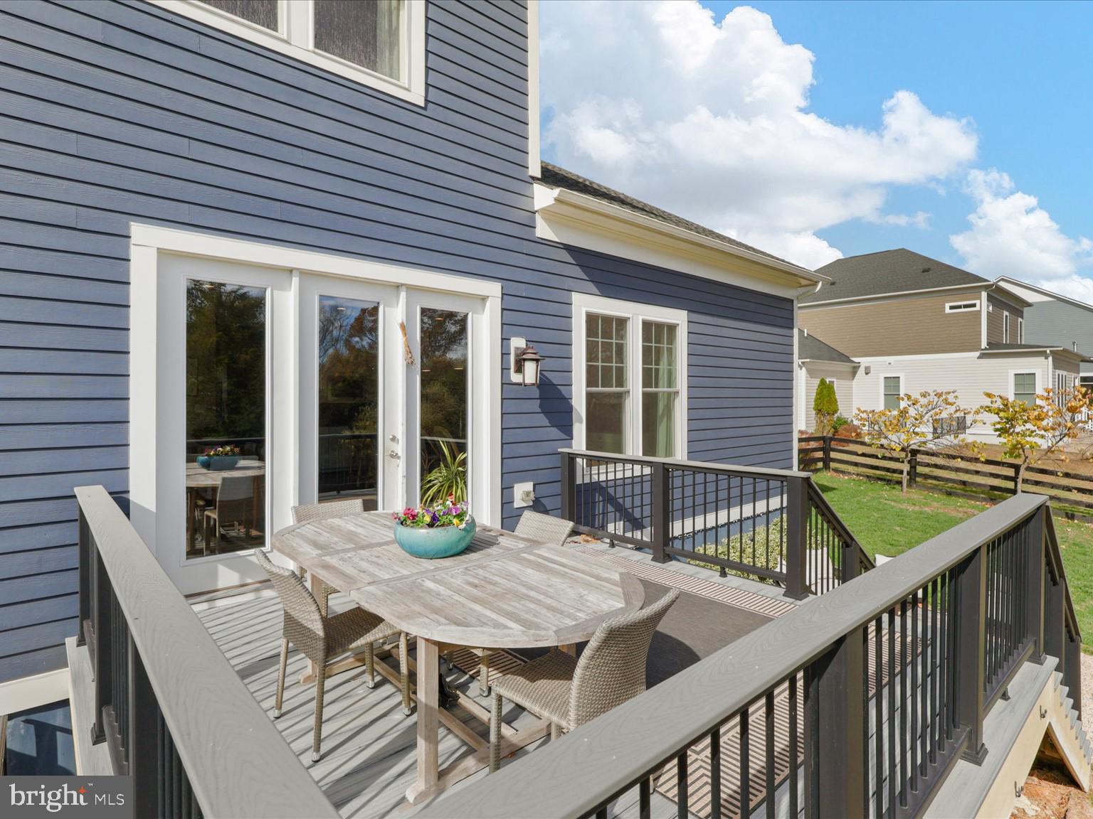 GREENS SOUTH AT WILLOWSF - Residential