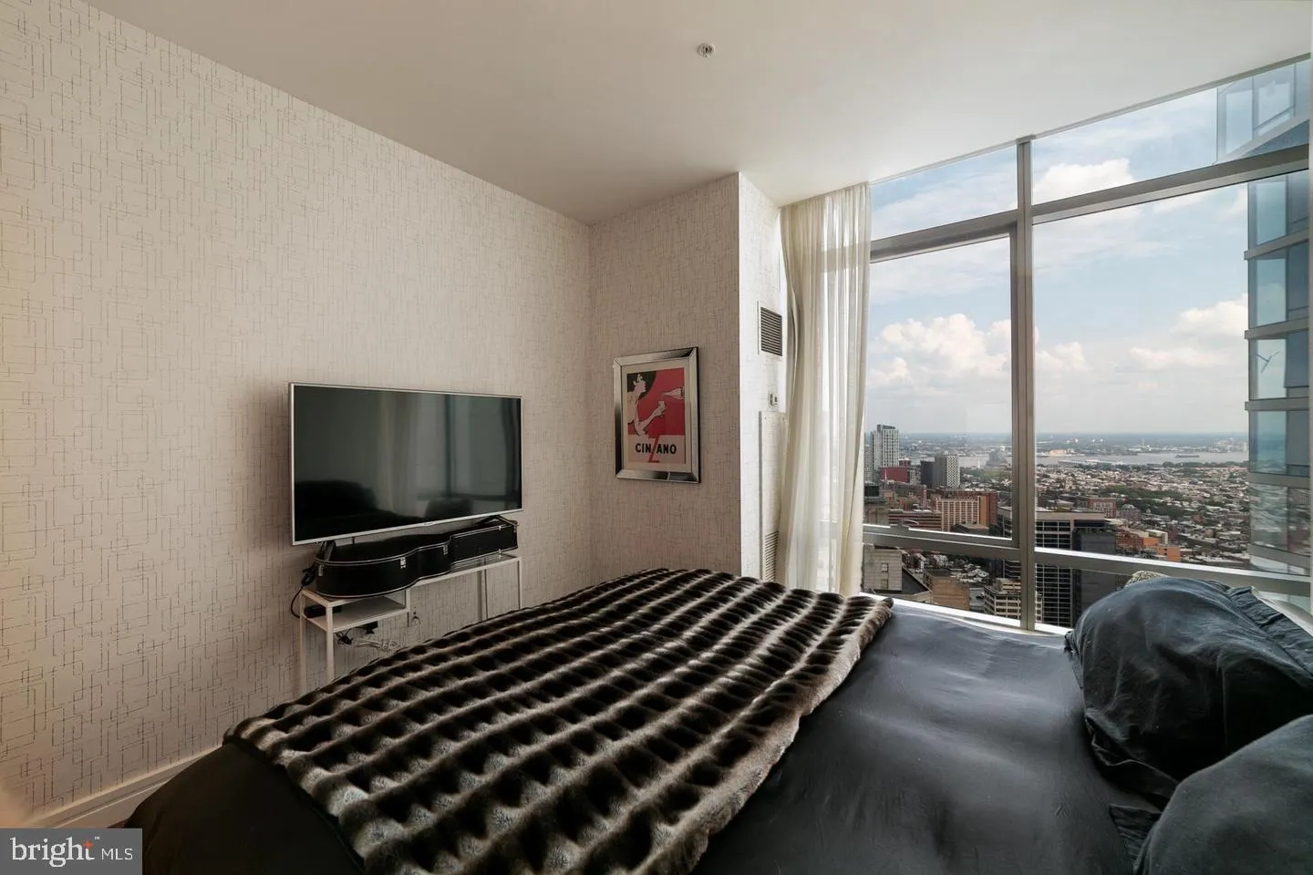 Philadelphia, Pennsylvania 19102, United States, 2 Bedrooms Bedrooms, ,2 BathroomsBathrooms,Residential,Active,135706