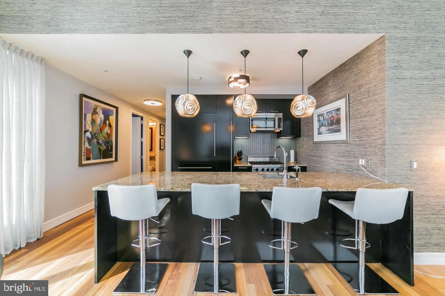Philadelphia, Pennsylvania 19102, United States, 2 Bedrooms Bedrooms, ,2 BathroomsBathrooms,Residential,Active,135706