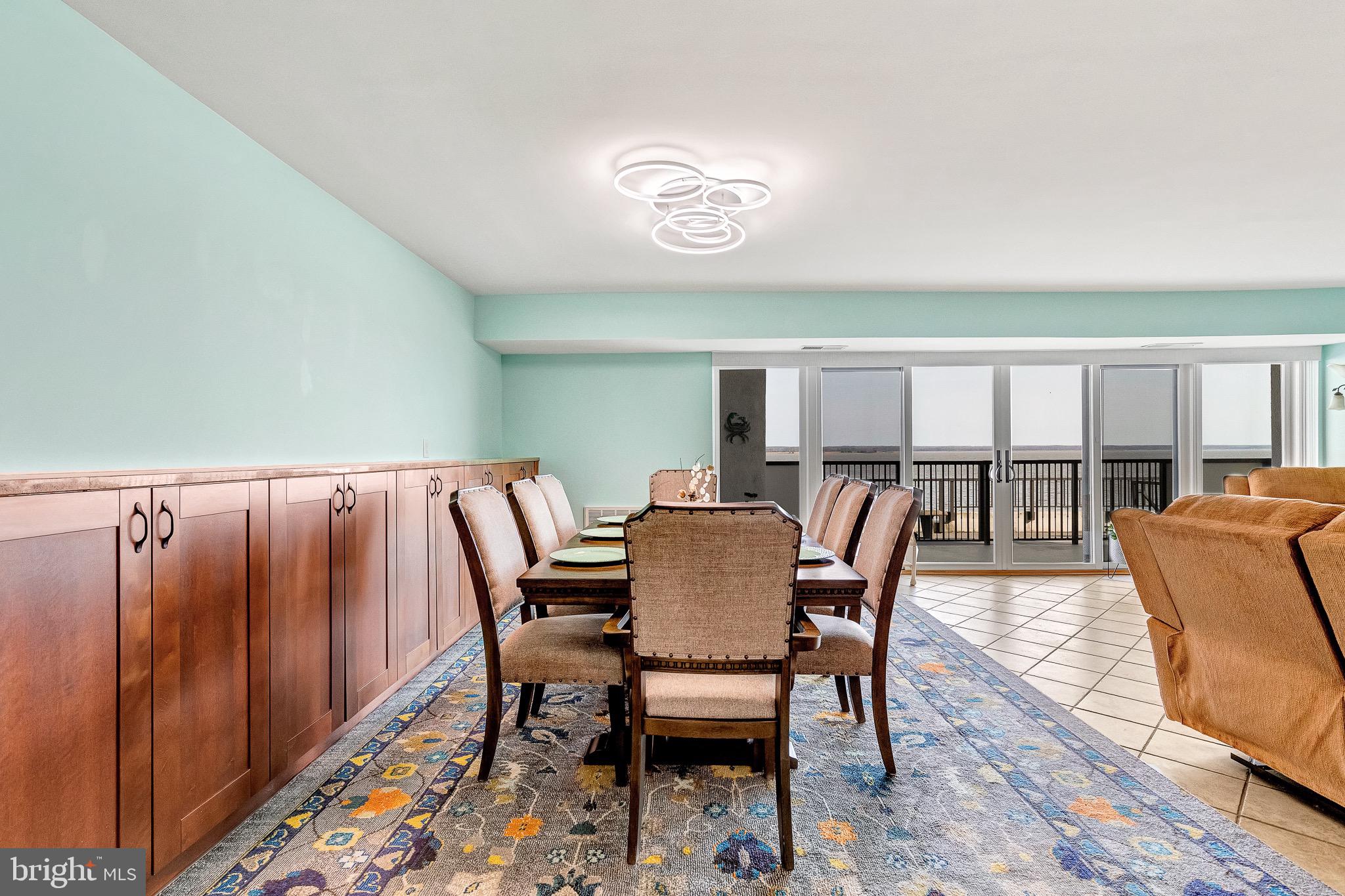 RIVERSIDE CONDOMINIUMS - Residential