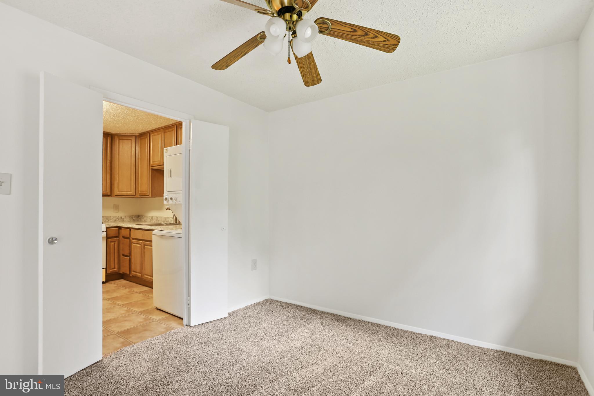 NORMANDIE ON THE LAKE II - Residential