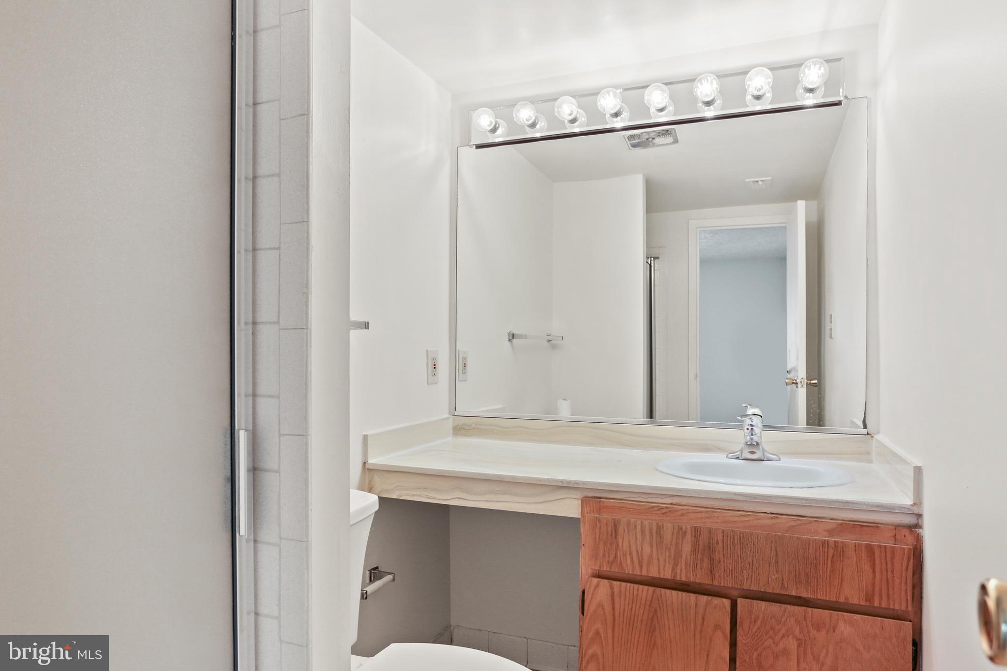 NORMANDIE ON THE LAKE II - Residential