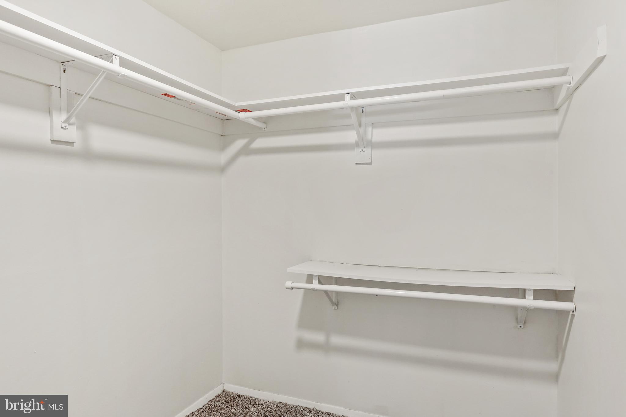 NORMANDIE ON THE LAKE II - Residential