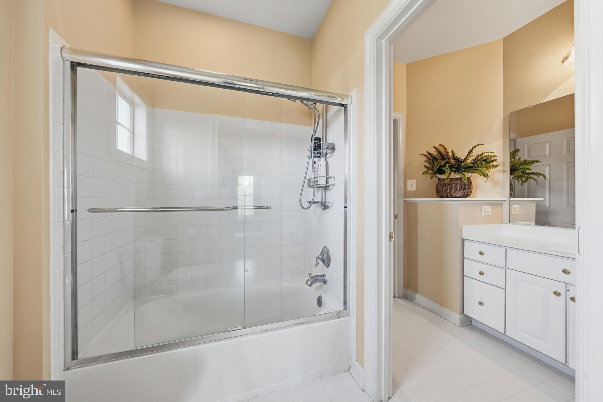 LENAH RUN - Residential