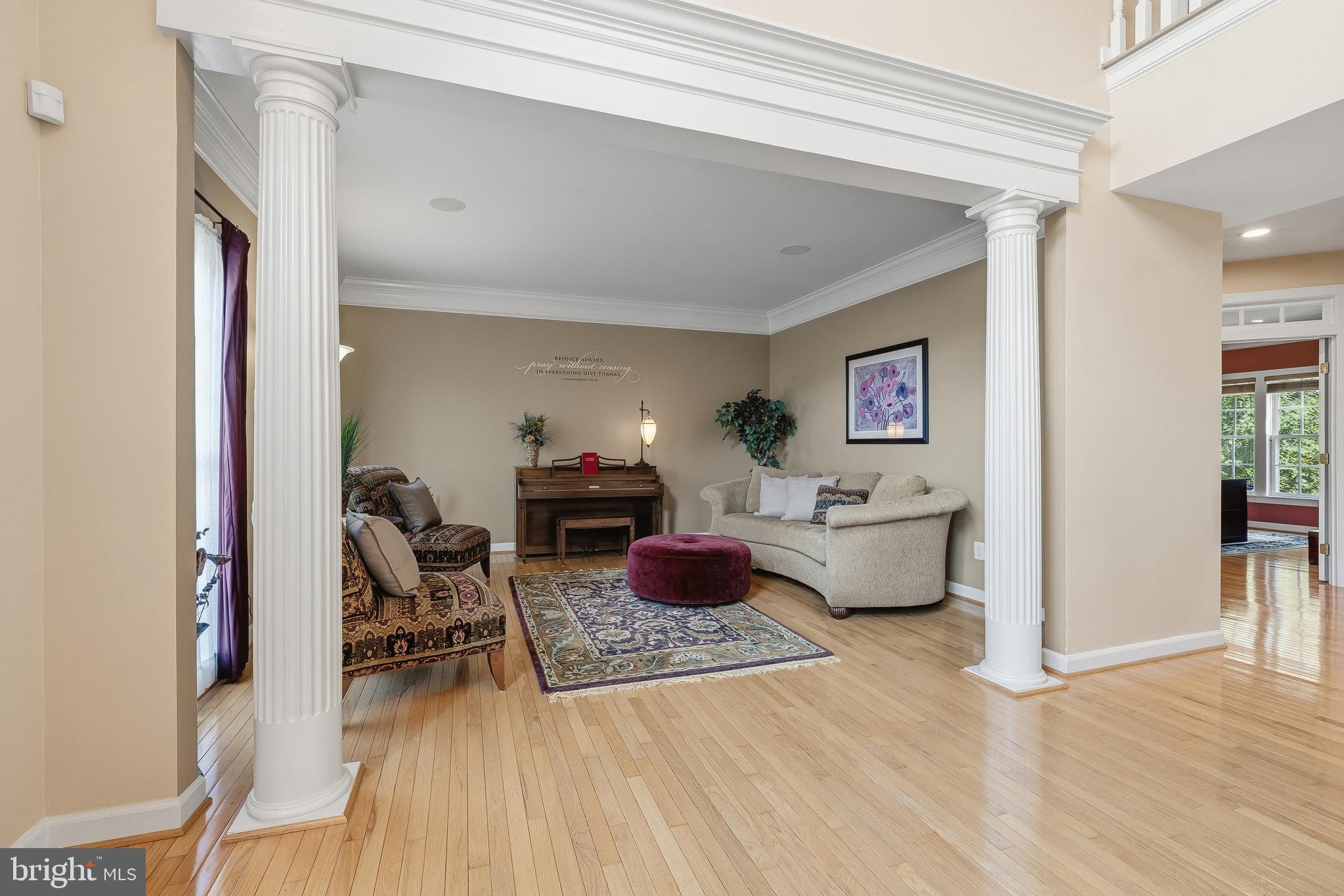 40409 AUTUMN OAK LANE