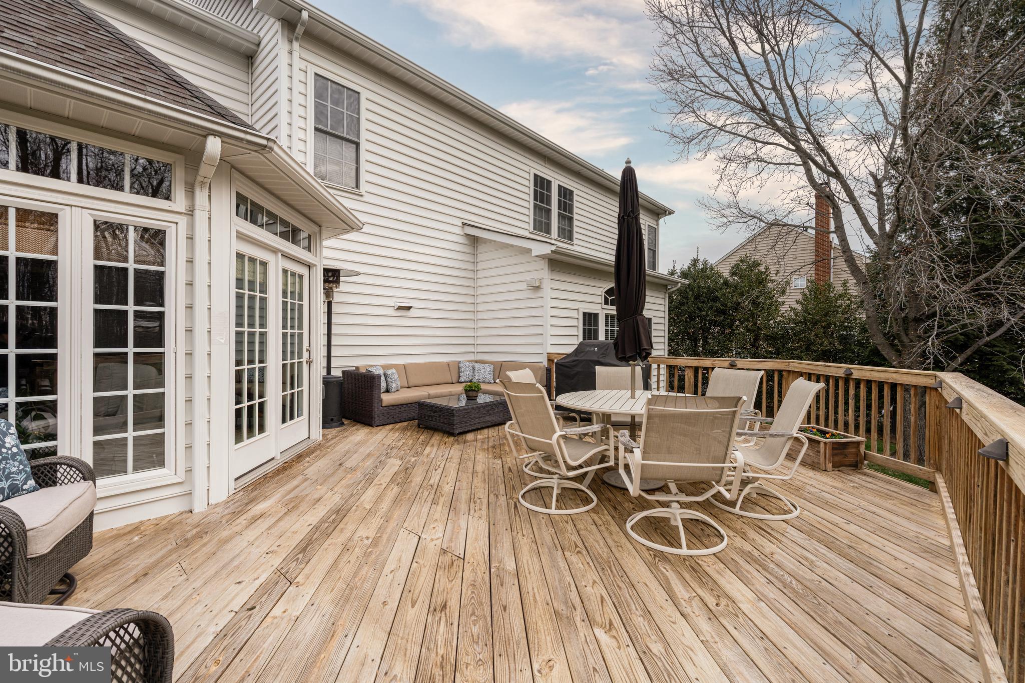 40409 AUTUMN OAK LANE