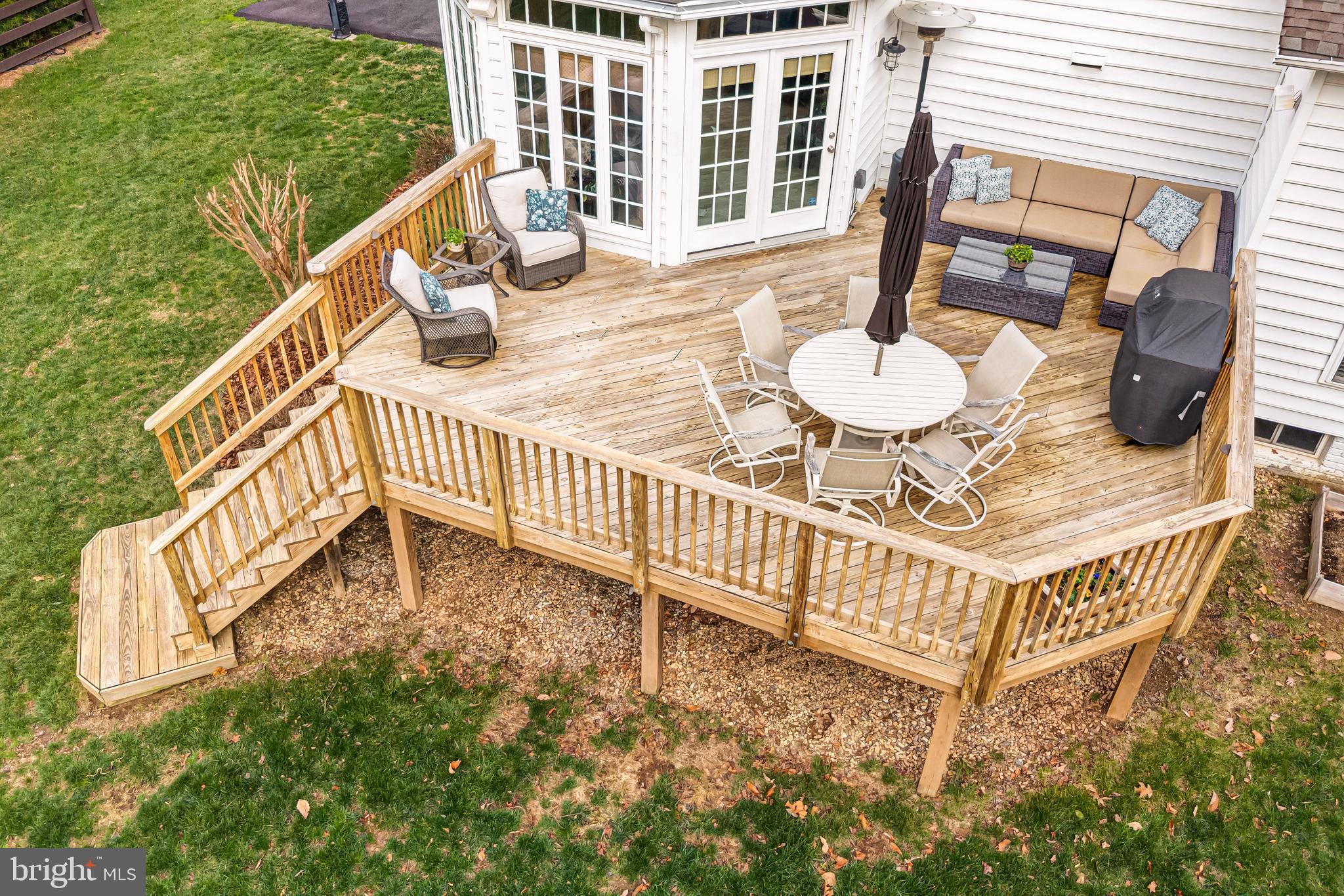 40409 AUTUMN OAK LANE