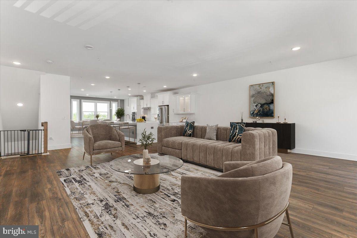 44824 TIVERTON SQUARE