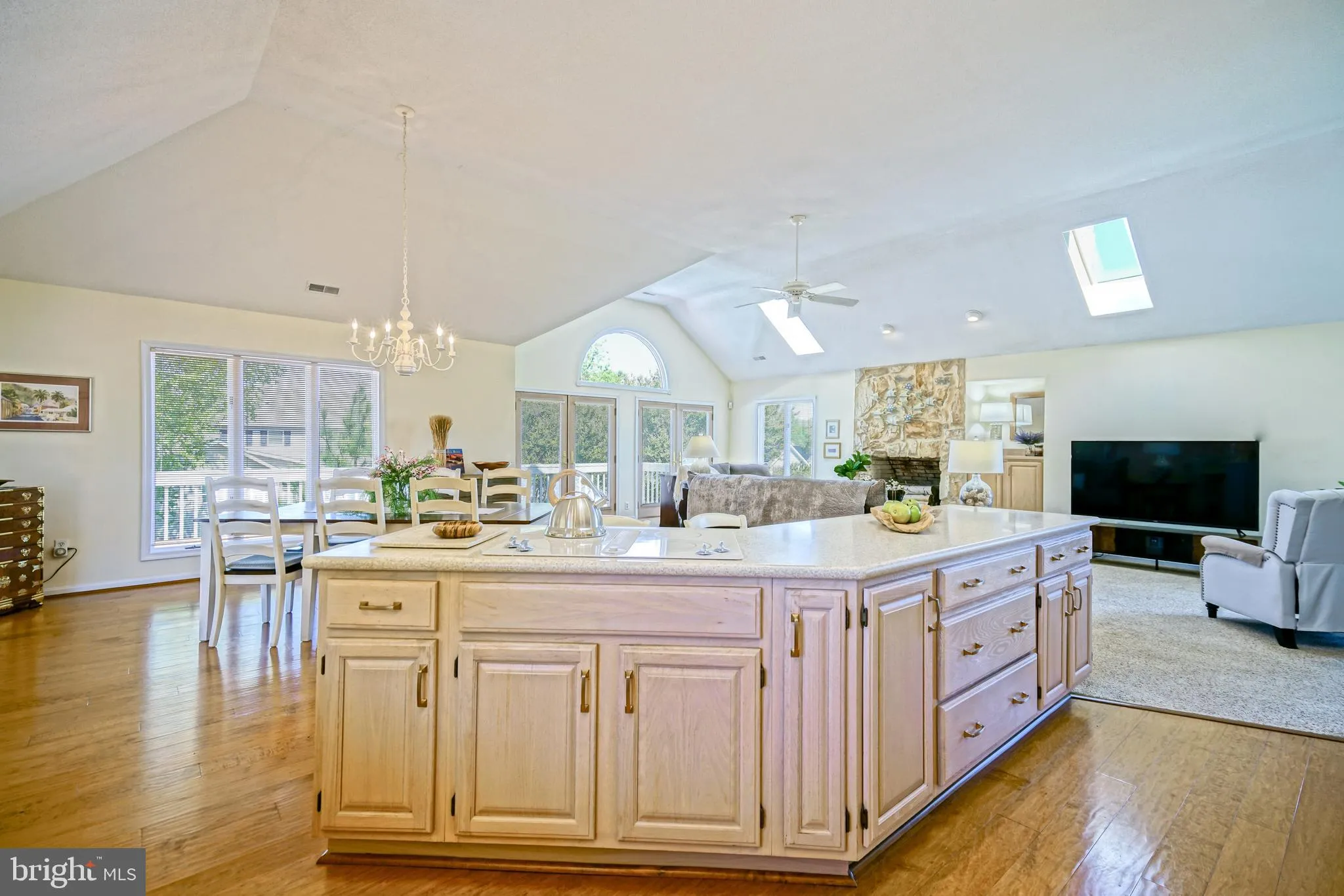 Rehoboth Beach, Delaware 19971, United States, 4 Bedrooms Bedrooms, ,4 BathroomsBathrooms,Residential,Contingent,123227