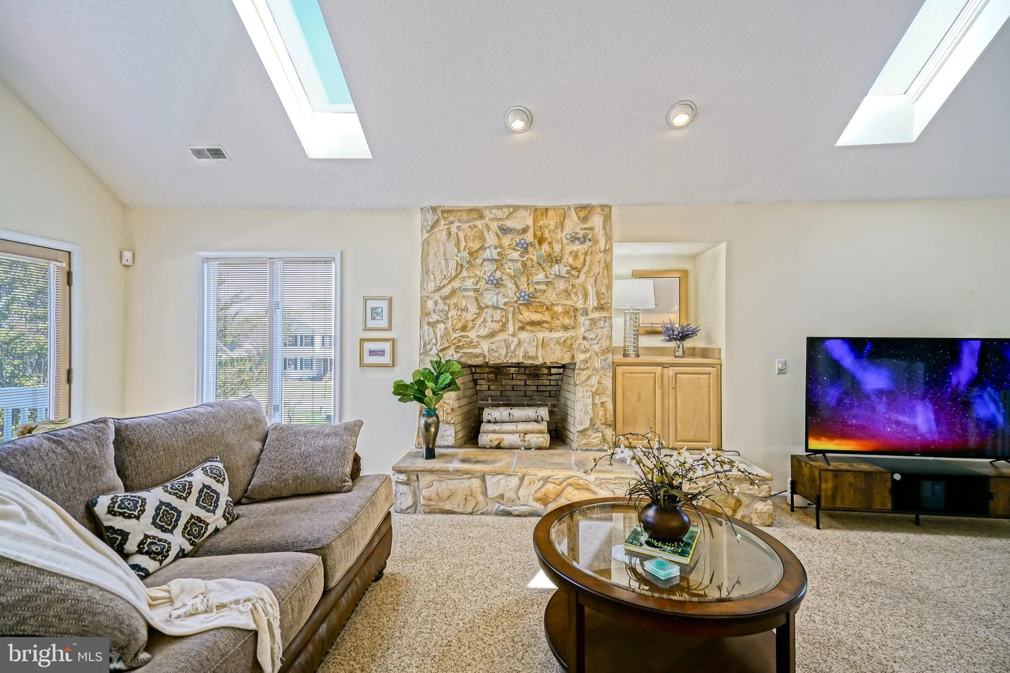 Rehoboth Beach, Delaware 19971, United States, 4 Bedrooms Bedrooms, ,4 BathroomsBathrooms,Residential,Contingent,123227