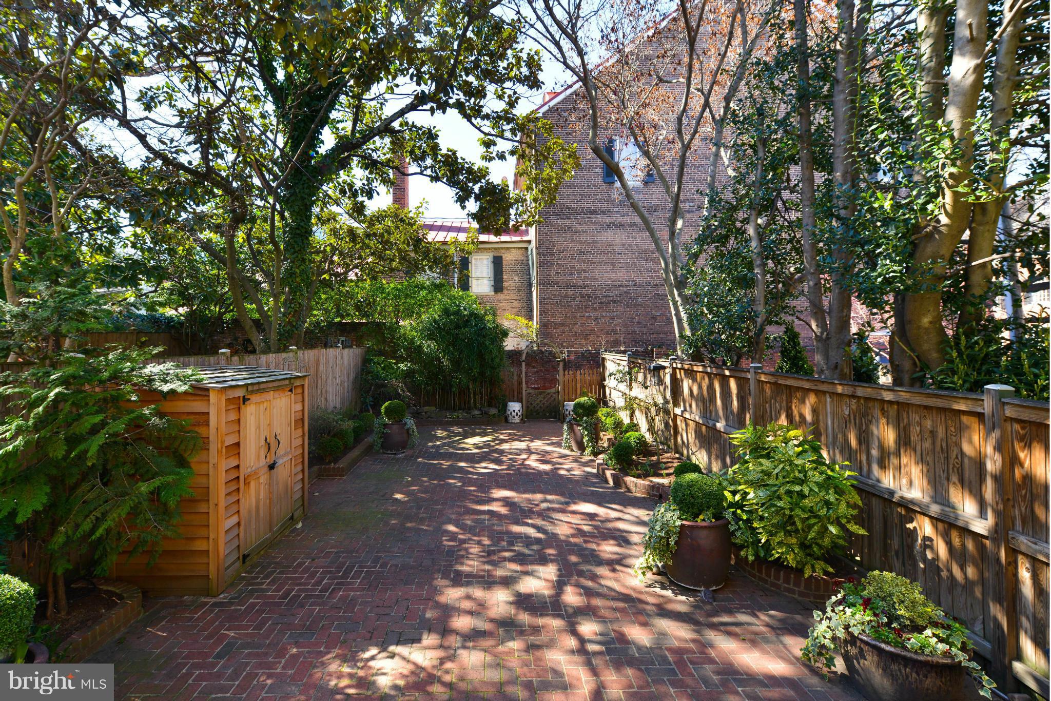 OLD TOWN - Residential