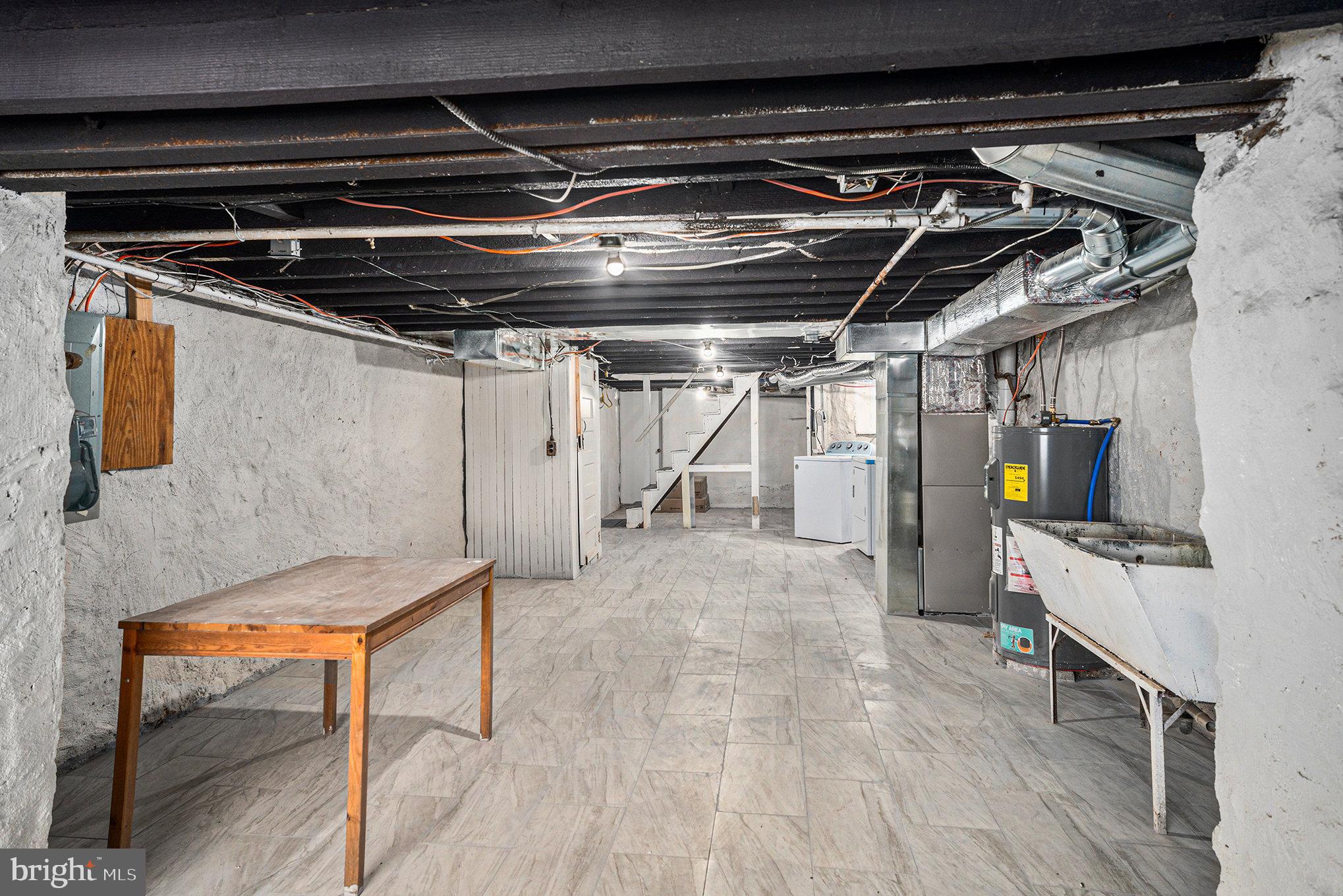 COBBS CREEK - Residential