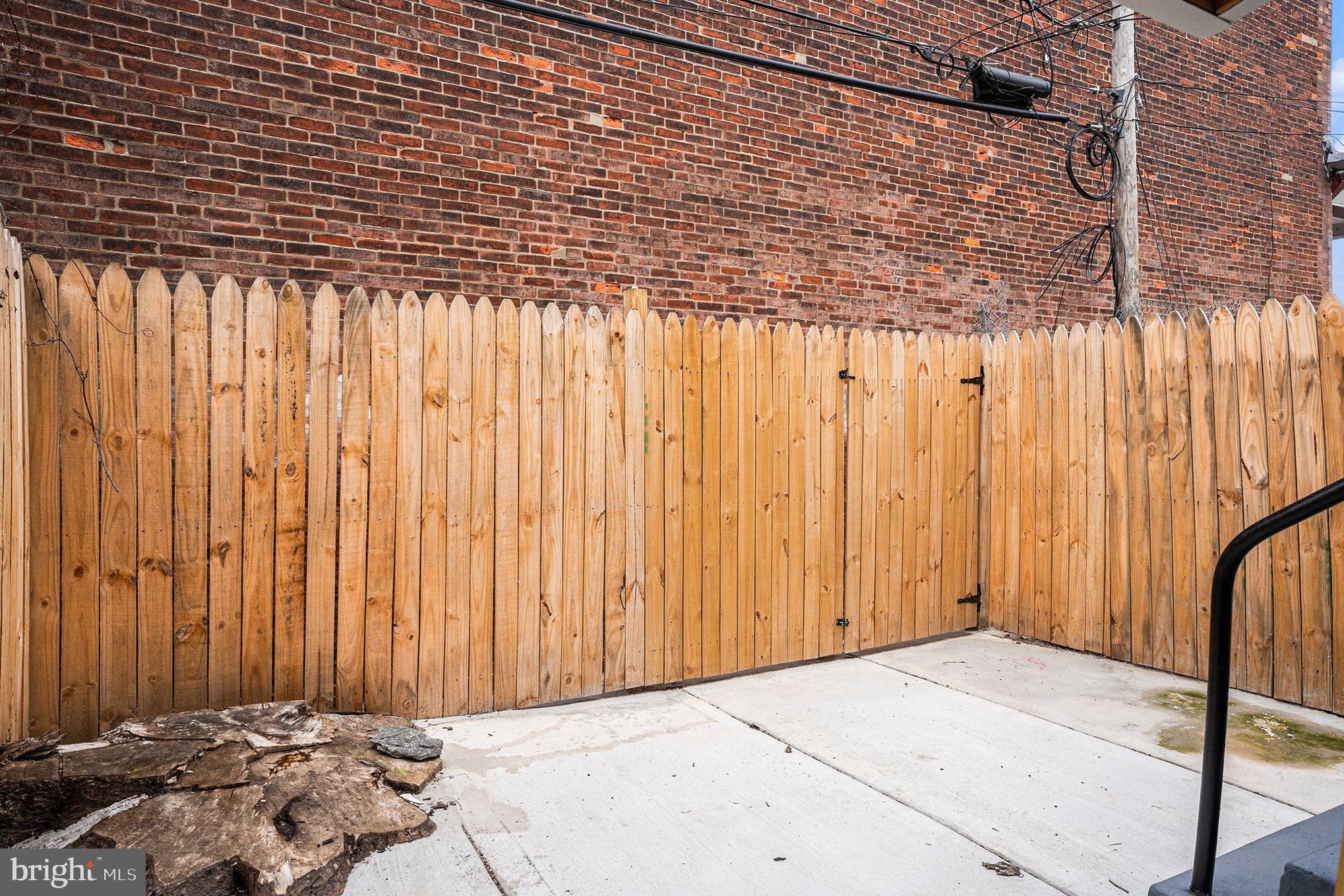 COBBS CREEK - Residential