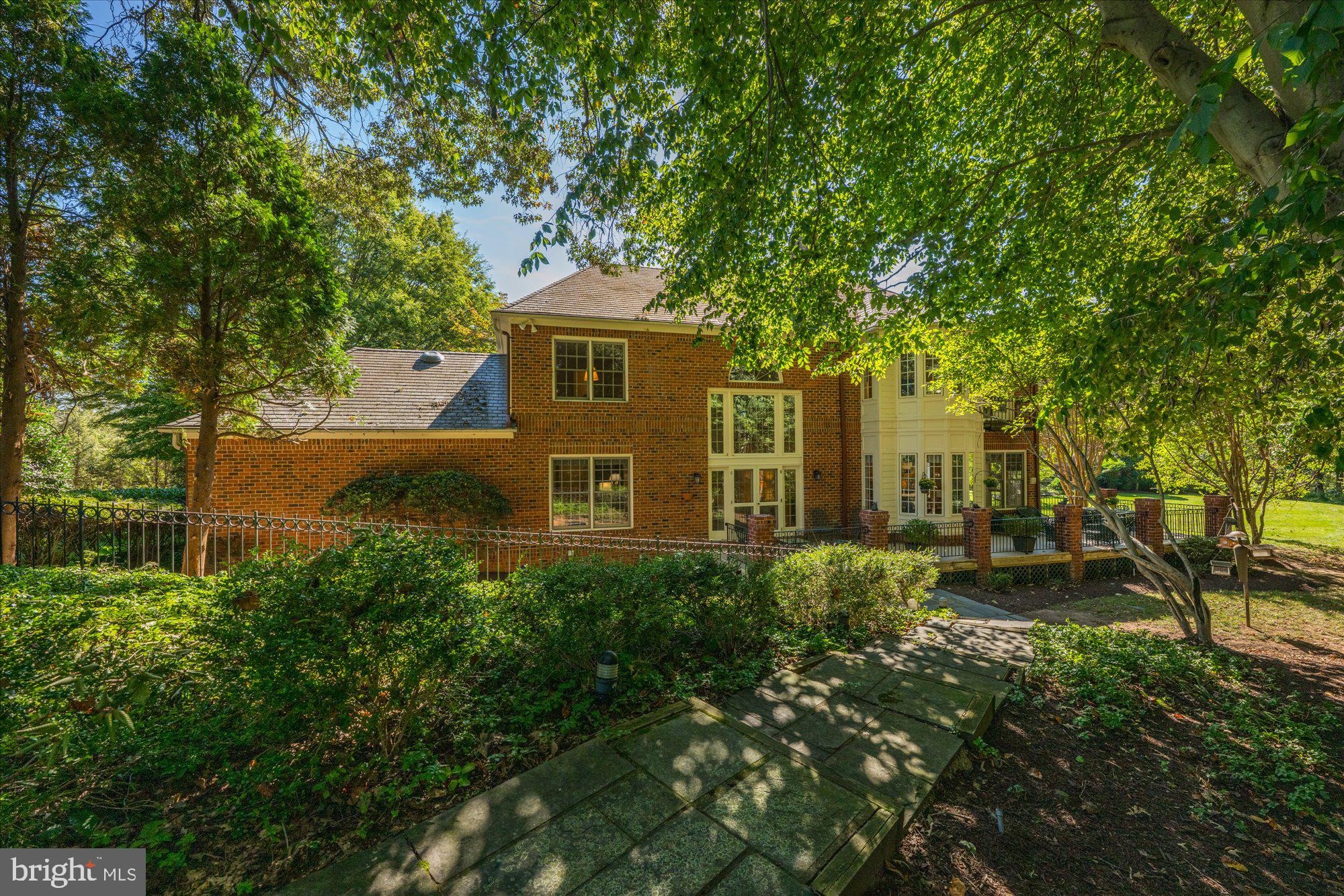 9729 BEMAN WOODS WAY