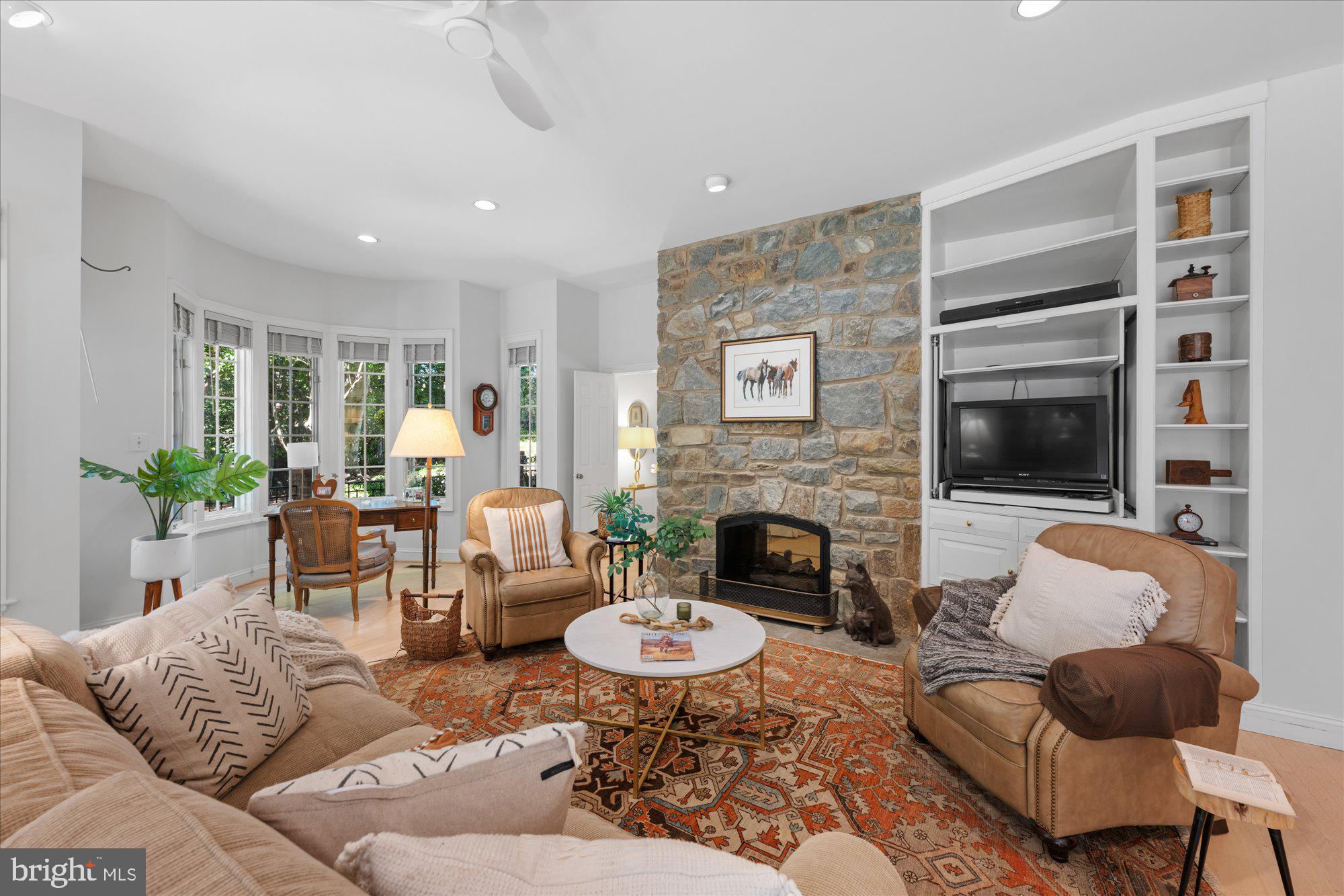 AVENEL - Residential