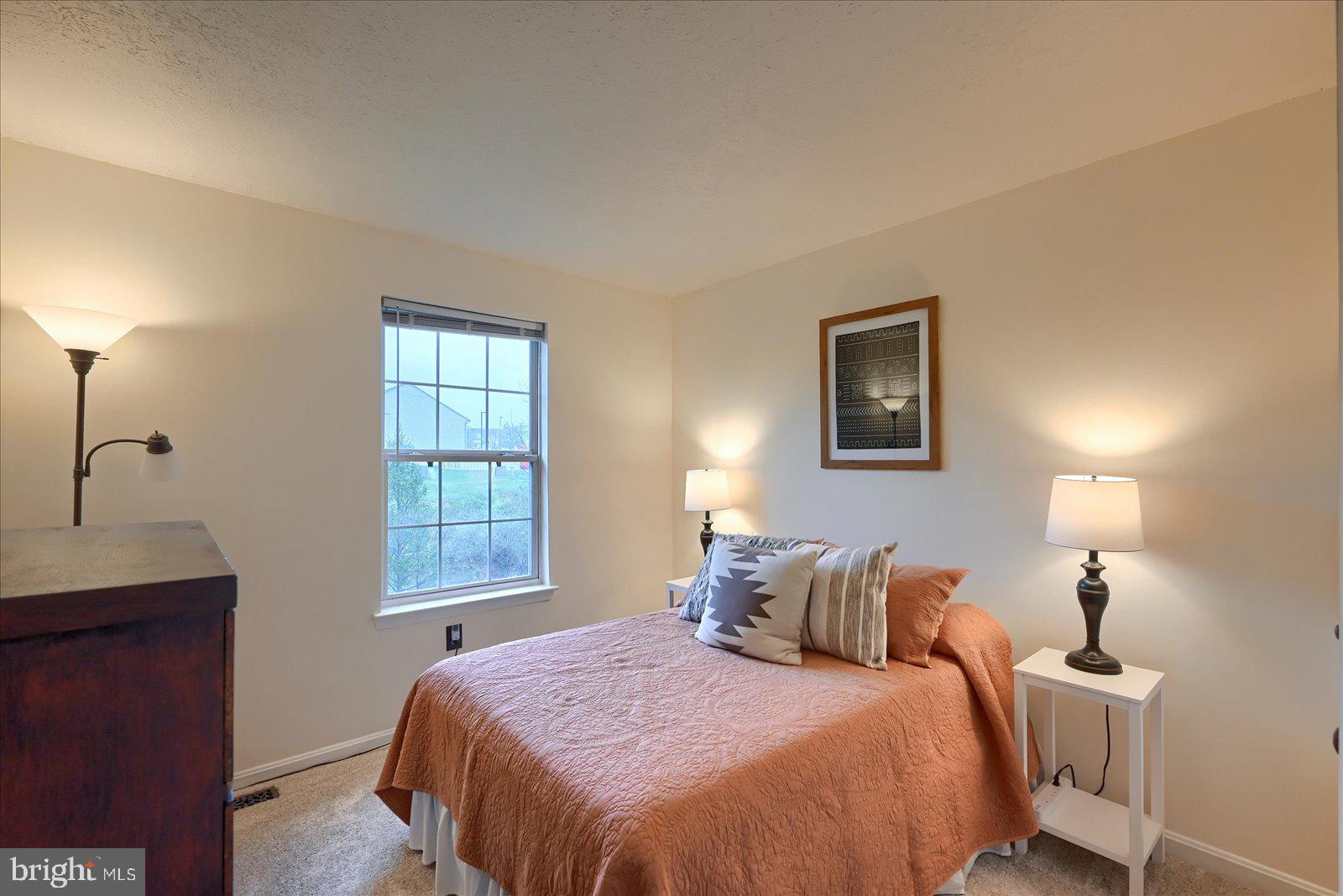 BUTTONWOOD CROSSING - Residential