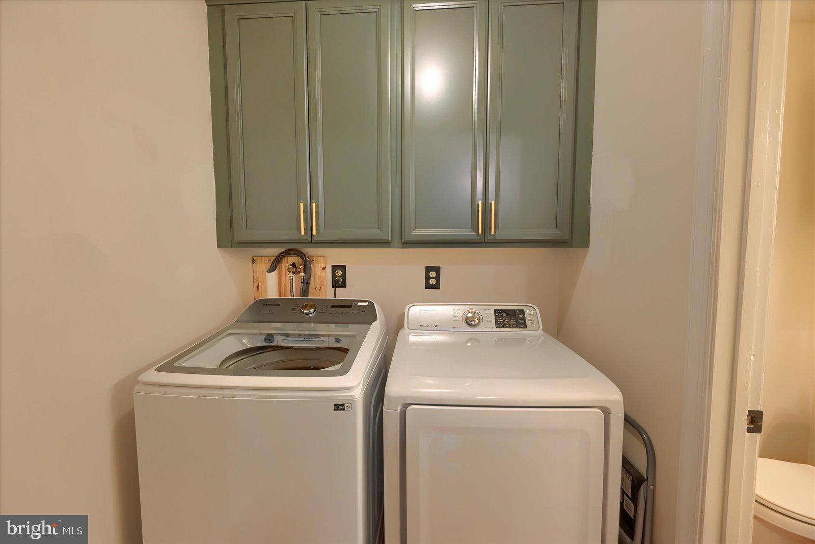 BUTTONWOOD CROSSING - Residential