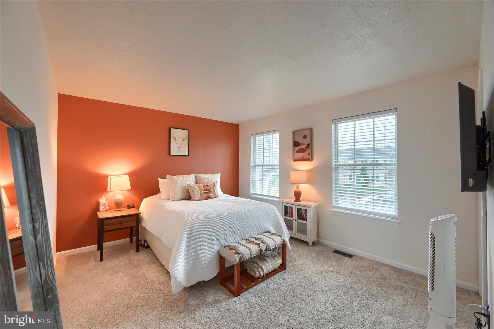 BUTTONWOOD CROSSING - Residential