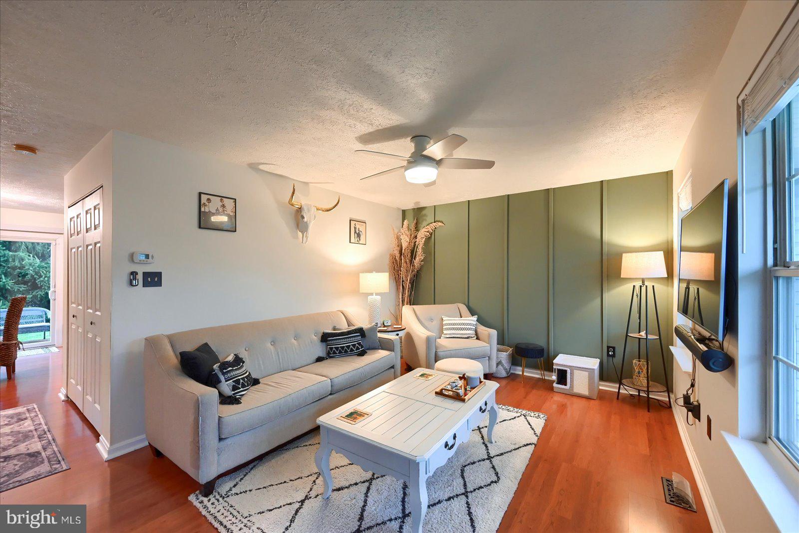 BUTTONWOOD CROSSING - Residential