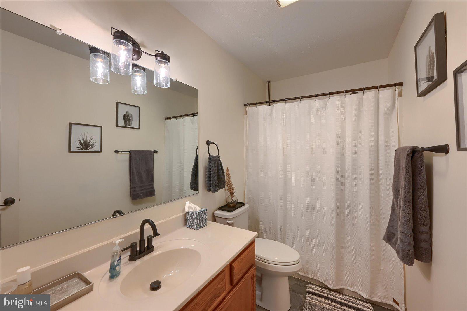 BUTTONWOOD CROSSING - Residential