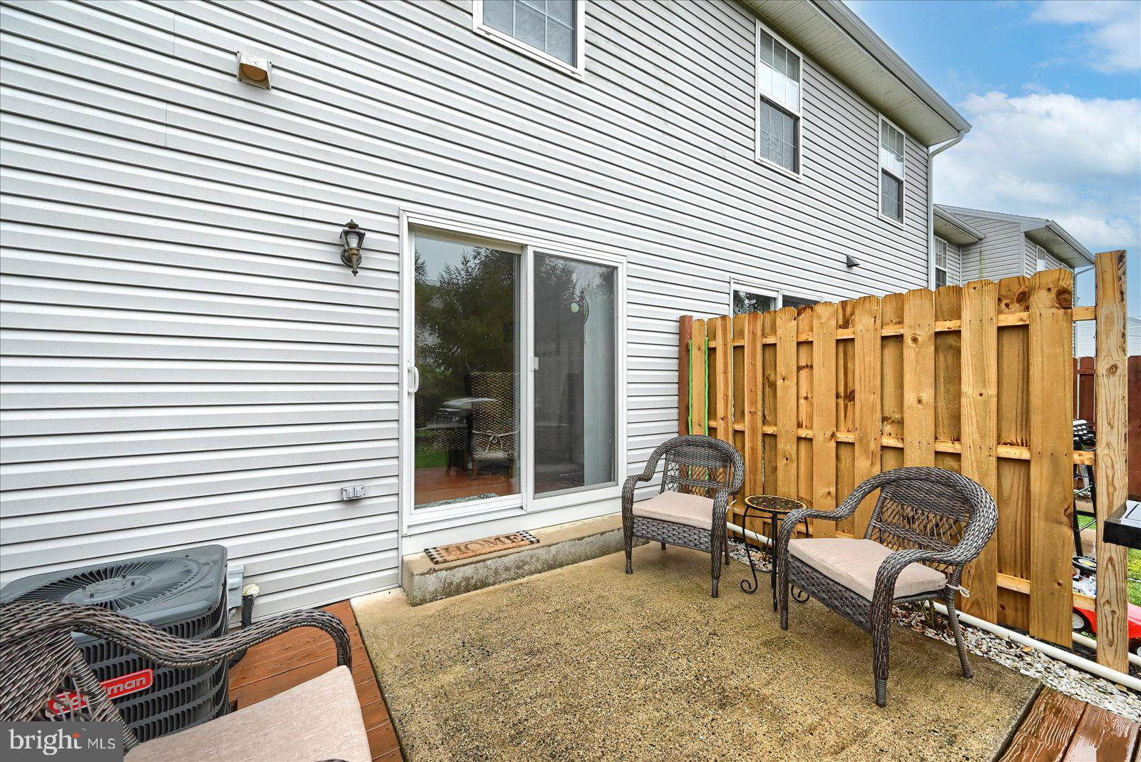 BUTTONWOOD CROSSING - Residential